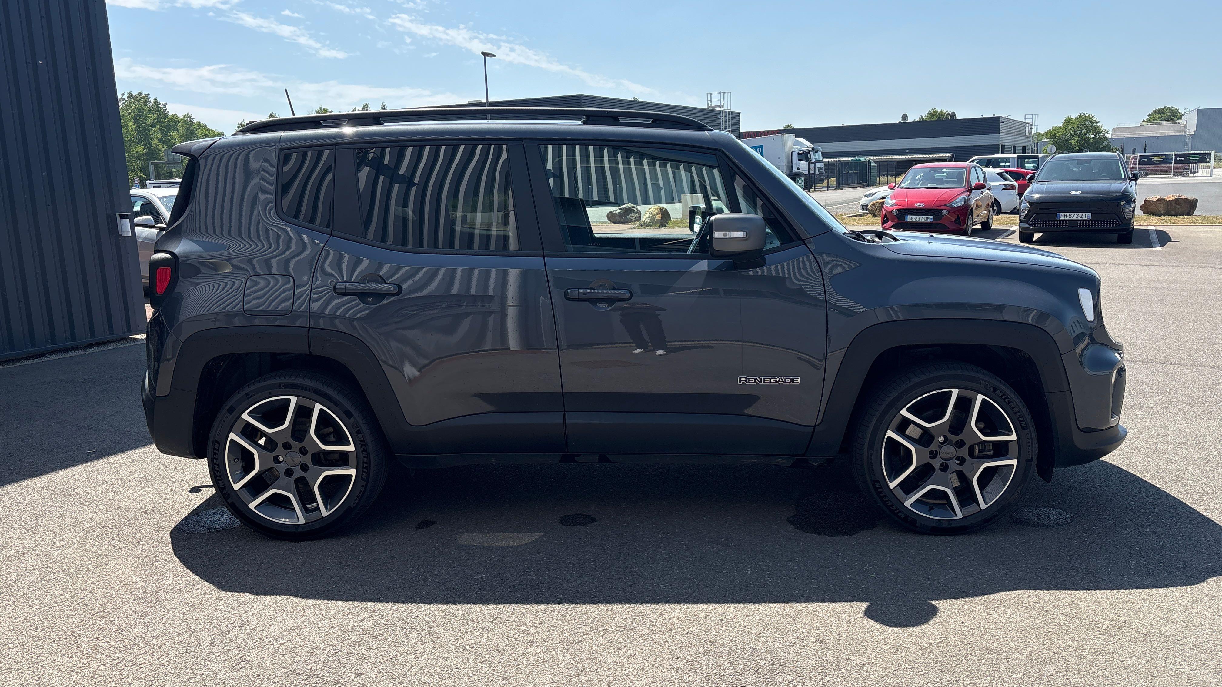 JEEP Renegade 1.3 Turbo T4 190 ch PHEV BVA6 4xe eAWD Limited - Véhicule Occasion Océane Auto