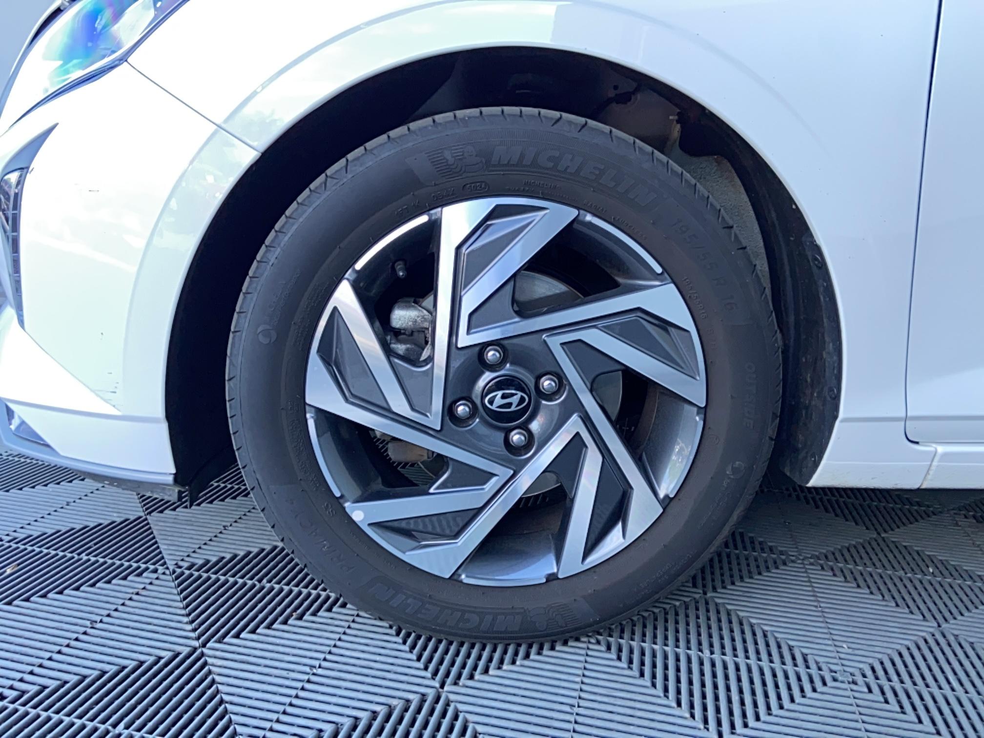 HYUNDAI i20 1.0 T-GDi 100 DCT-7 Hybrid 48V Intuitive - Véhicule Occasion Océane Auto