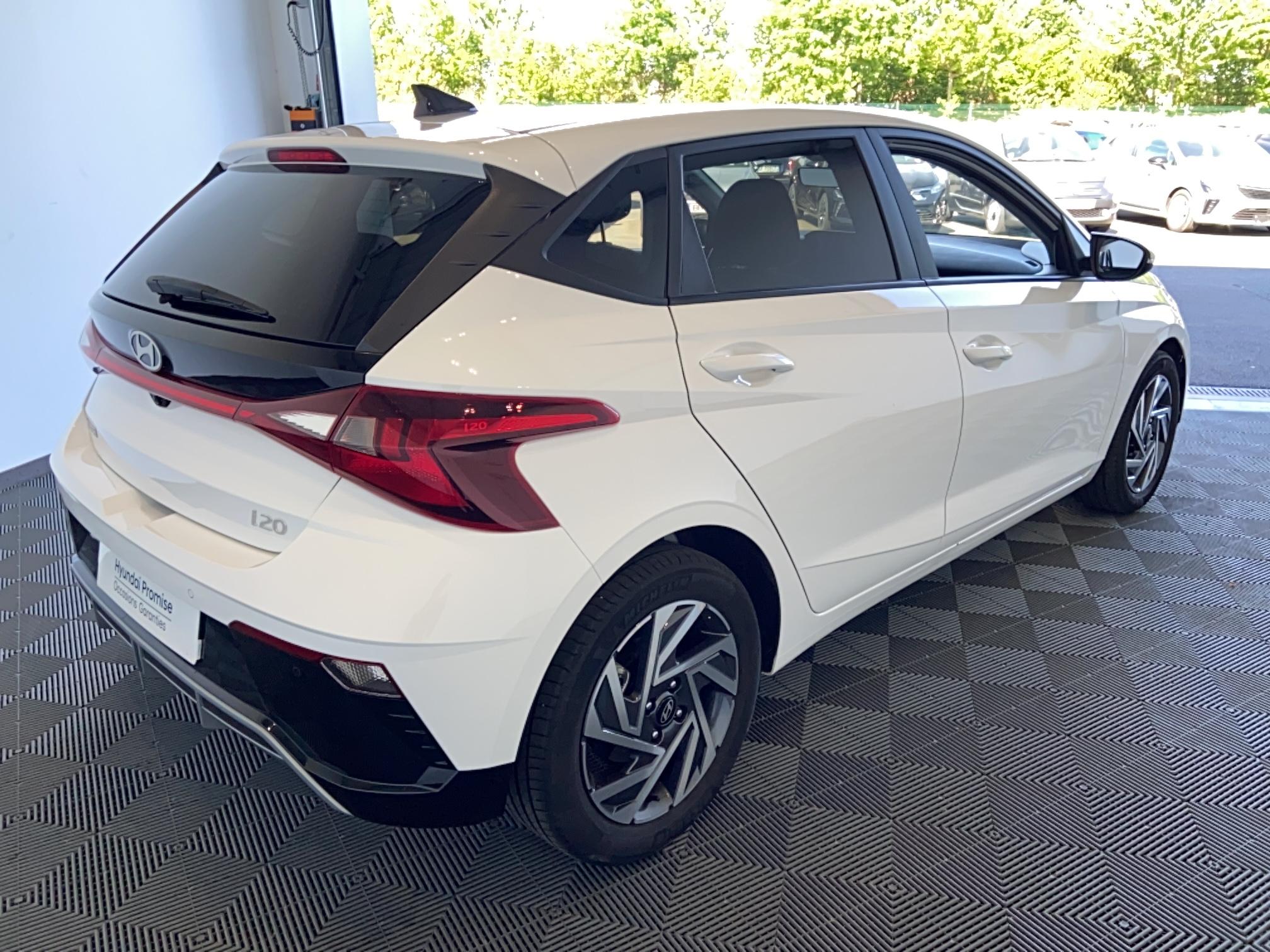 HYUNDAI i20 1.0 T-GDi 100 DCT-7 Hybrid 48V Intuitive - Véhicule Occasion Océane Auto