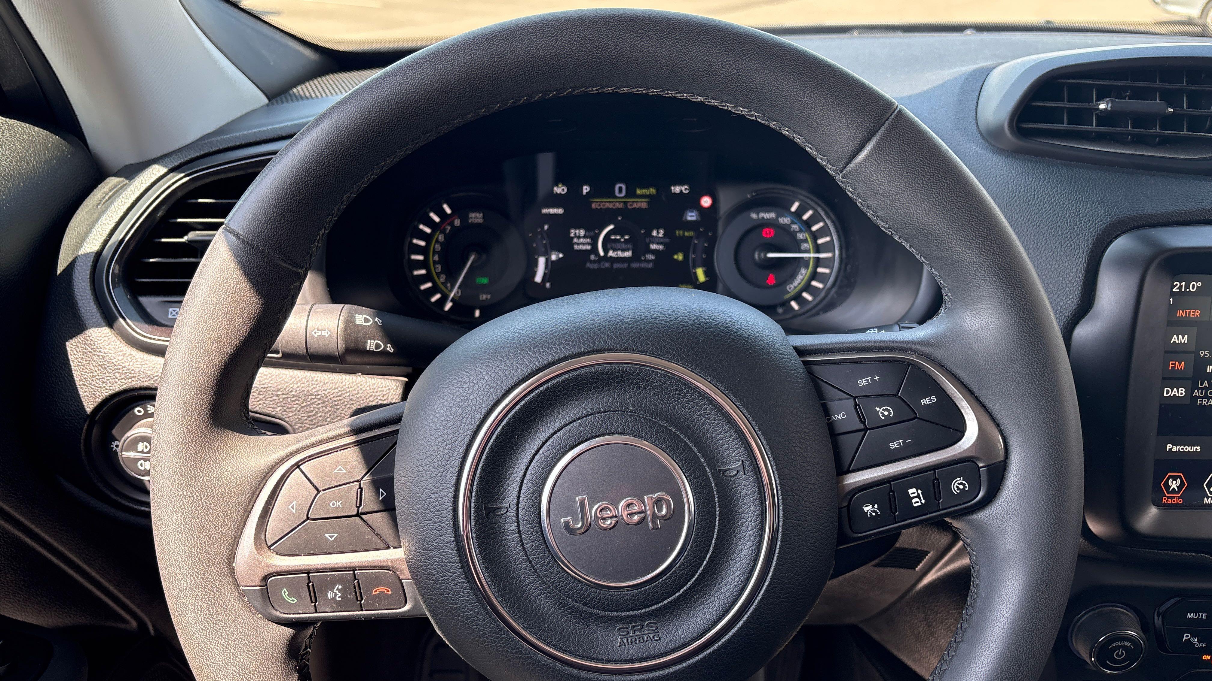 JEEP Renegade 1.3 Turbo T4 190 ch PHEV BVA6 4xe eAWD Limited - Véhicule Occasion Océane Auto