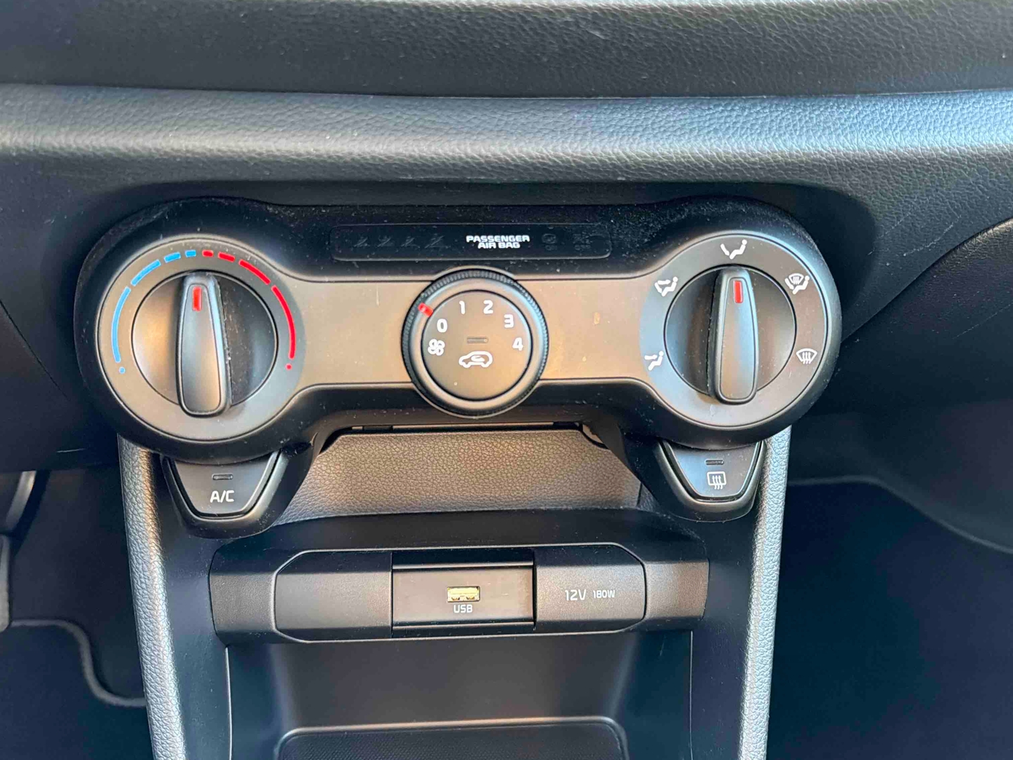 KIA Picanto 1.0 DPi 67ch ISG BVM5 Motion - Véhicule Occasion Océane Auto