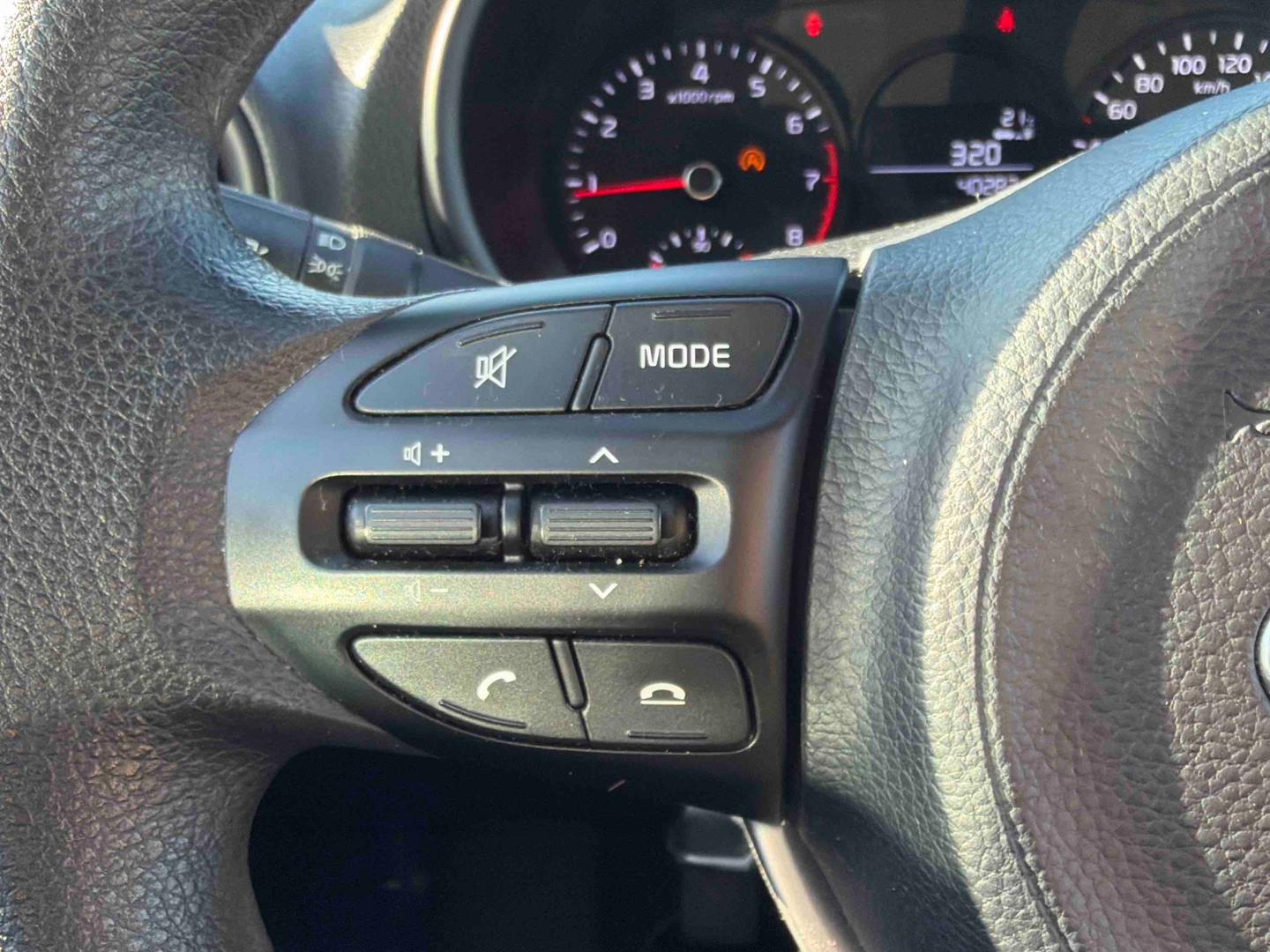 KIA Picanto 1.0 DPi 67ch ISG BVM5 Motion - Véhicule Occasion Océane Auto