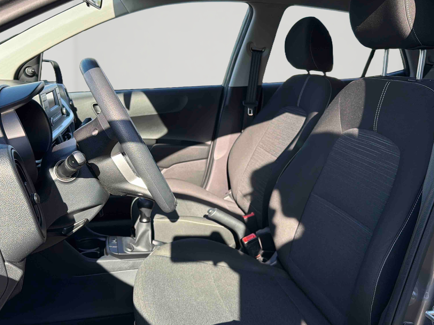 KIA Picanto 1.0 DPi 67ch ISG BVM5 Motion - Véhicule Occasion Océane Auto