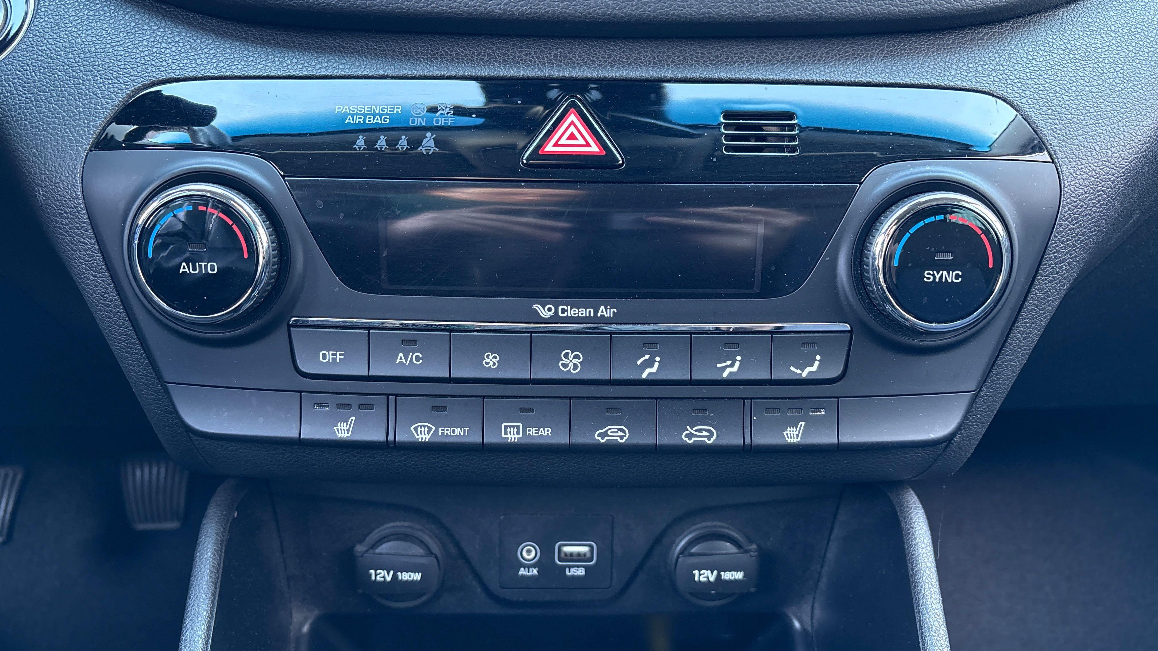 HYUNDAI Tucson 1.7 CRDi 115 2WD Creative - Véhicule Occasion Océane Auto