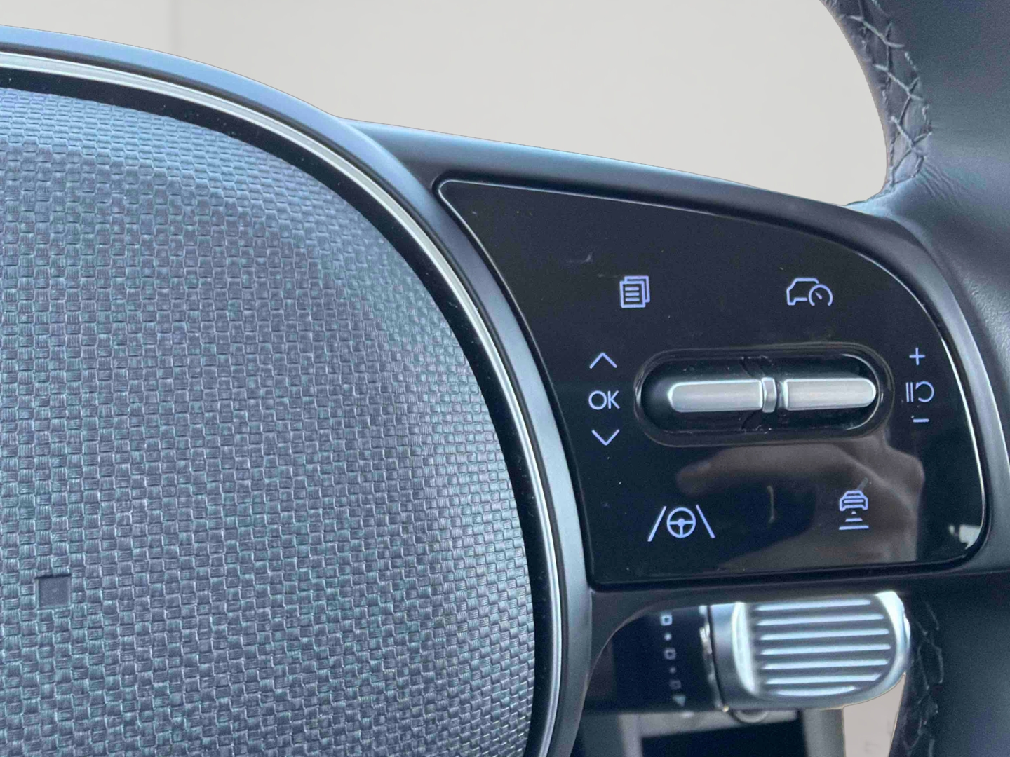 HYUNDAI Ioniq 5 77 kWh - 229 ch Executive - Véhicule Occasion Océane Auto