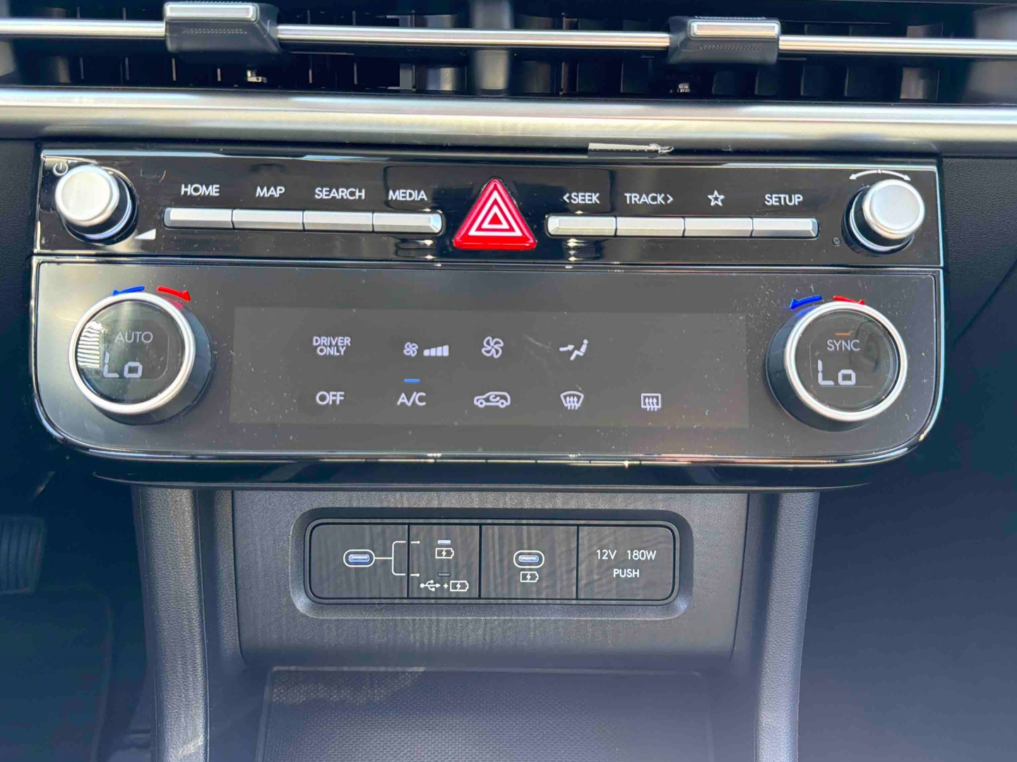 HYUNDAI Tucson 1.6 T-GDI 288 Plug-in BVA6 Intuitive - Véhicule Occasion - Océane Auto HYUNDAI Tucson 1.6 T-GDI 288 Plug-in BVA6 Intuitive - Véhicule Occasion Océane Auto