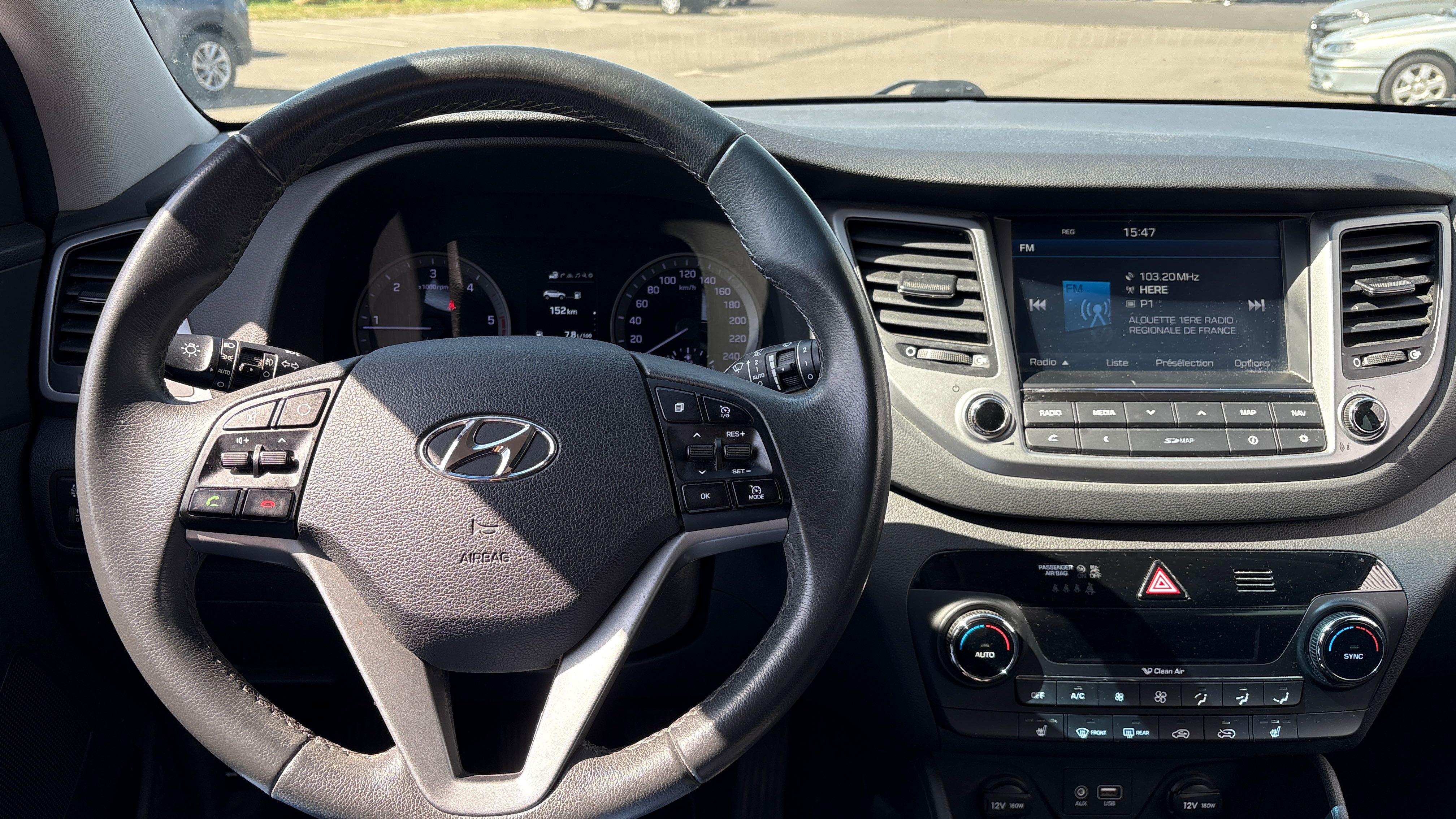 HYUNDAI Tucson 1.7 CRDi 115 2WD Edition#Lounge - Véhicule Occasion Océane Auto