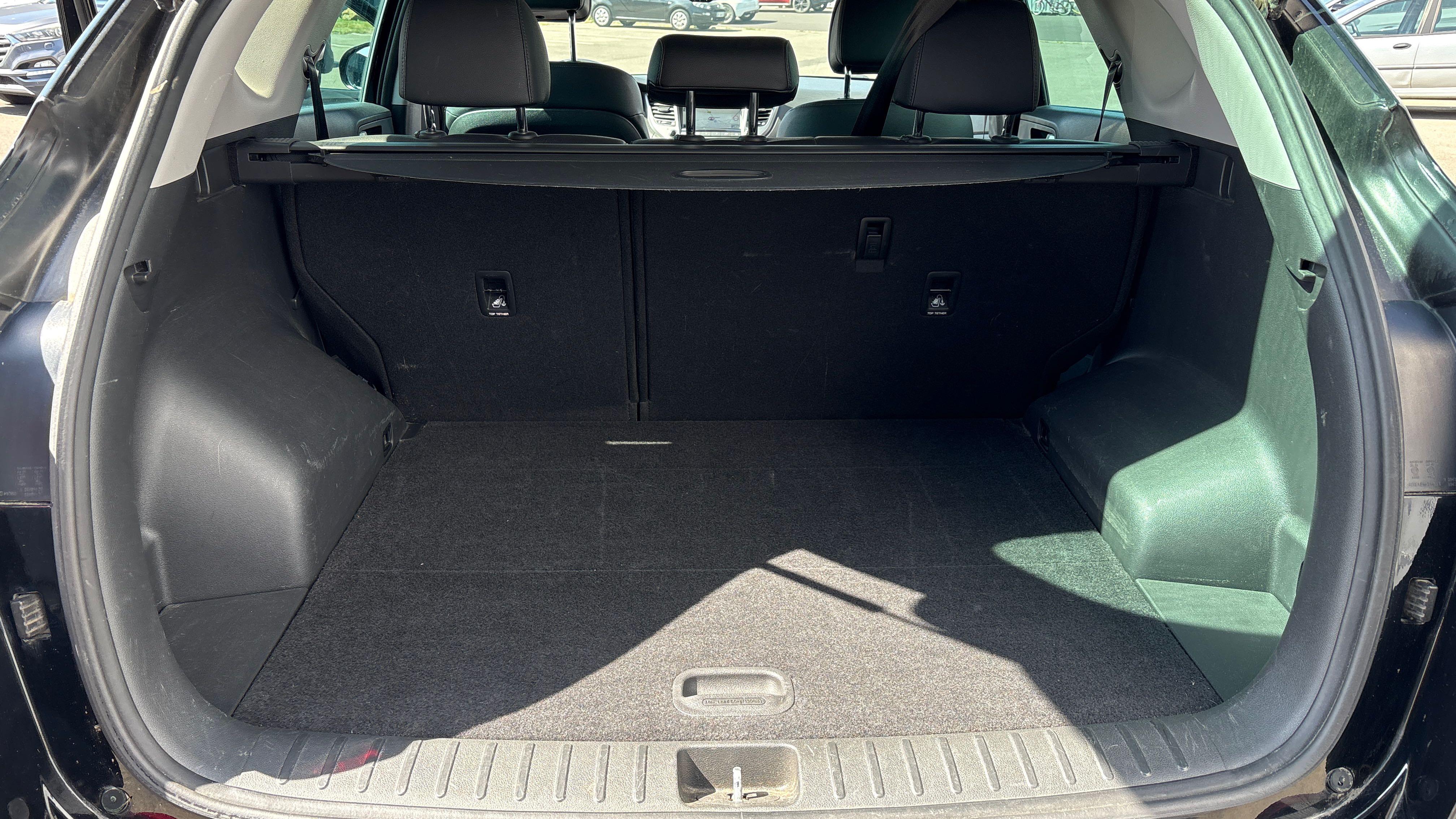 HYUNDAI Tucson 1.7 CRDi 115 2WD Edition#Lounge - Véhicule Occasion Océane Auto