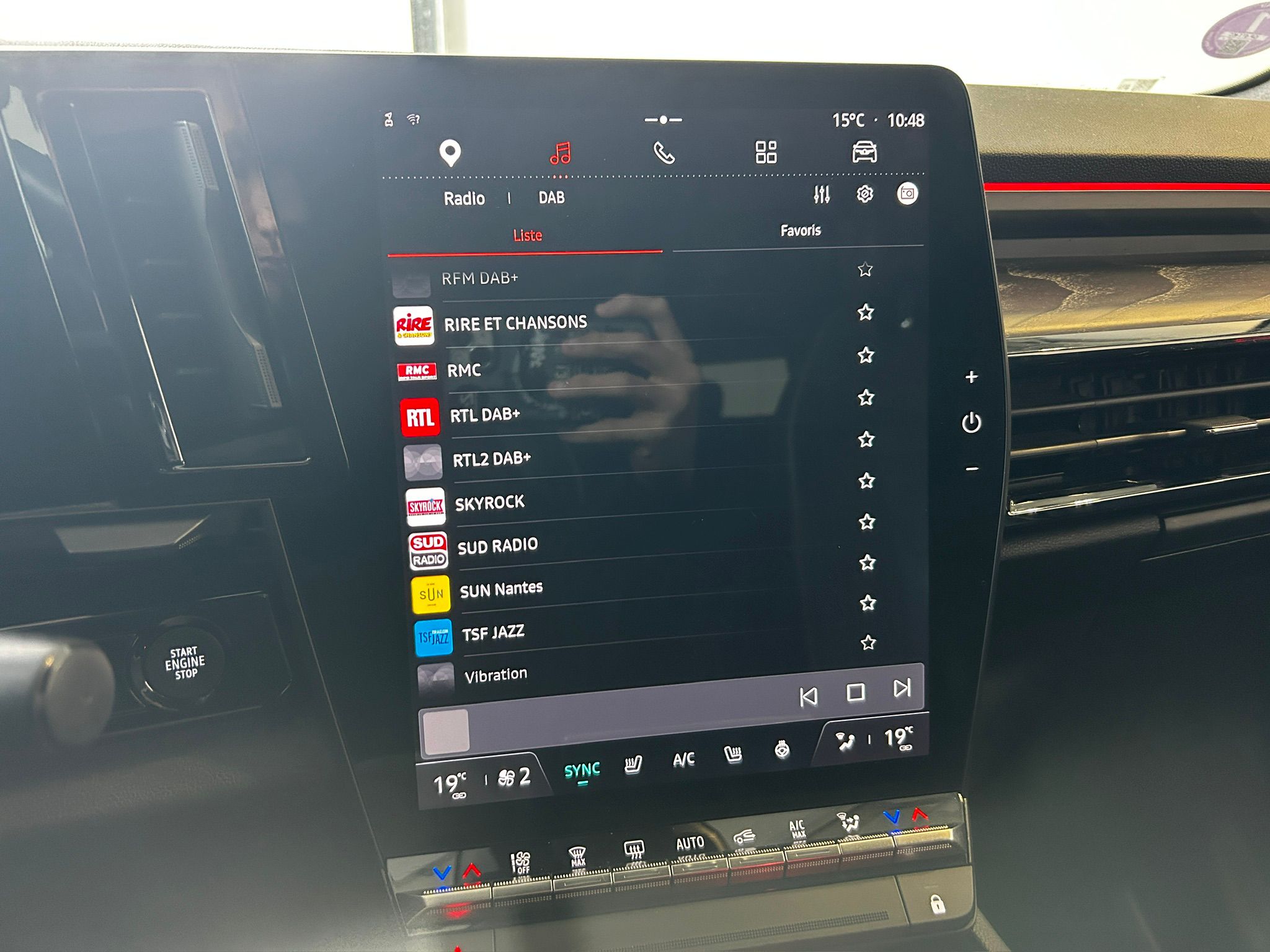 RENAULT Austral E-Tech hybrid 200 Iconic - Véhicule Occasion Océane Auto