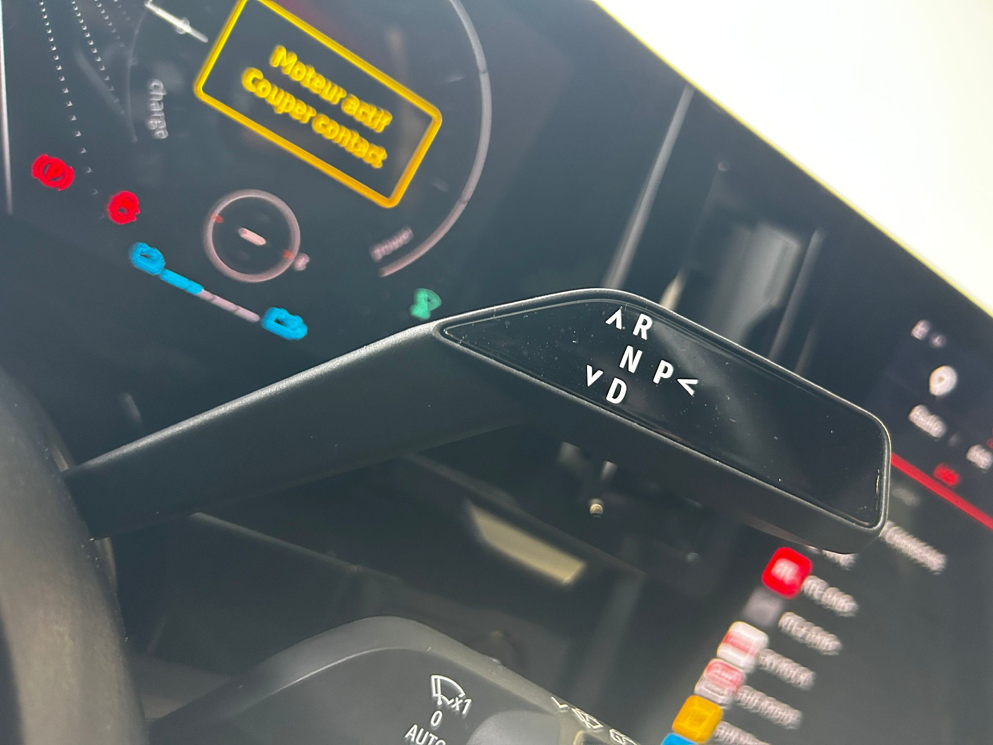 RENAULT Austral E-Tech hybrid 200 Iconic - Véhicule Occasion Océane Auto