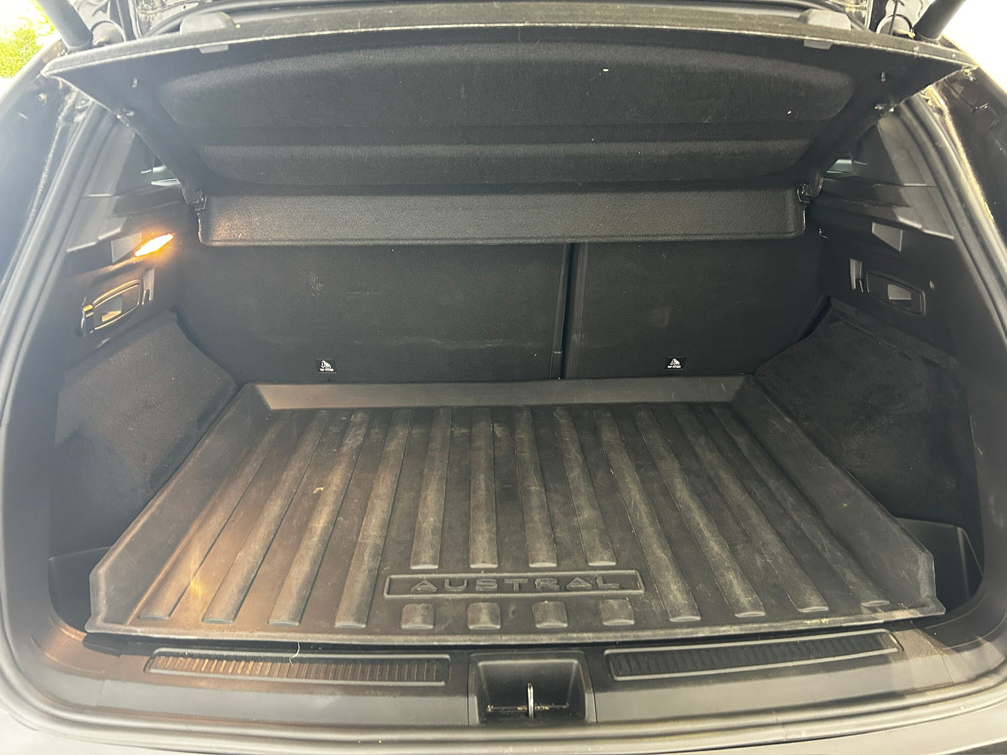 RENAULT Austral E-Tech hybrid 200 Iconic - Véhicule Occasion Océane Auto