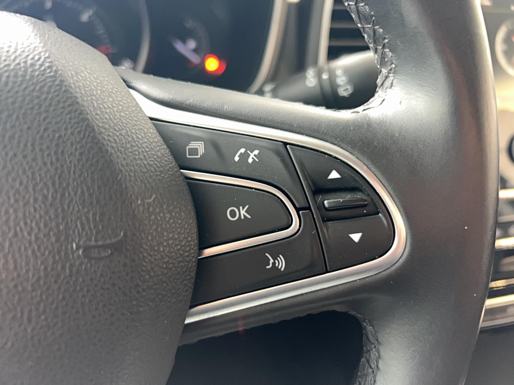 RENAULT Talisman Estate Blue dCi 160 EDC Intens - Véhicule Occasion Océane Auto