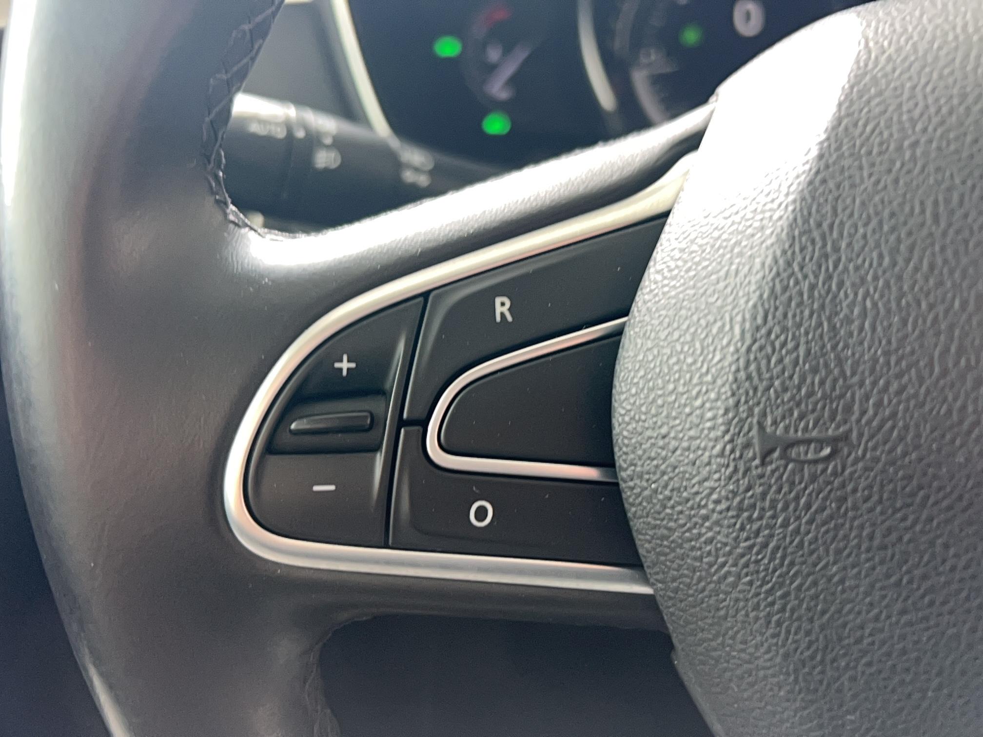 RENAULT Talisman Estate Blue dCi 160 EDC Intens - Véhicule Occasion Océane Auto