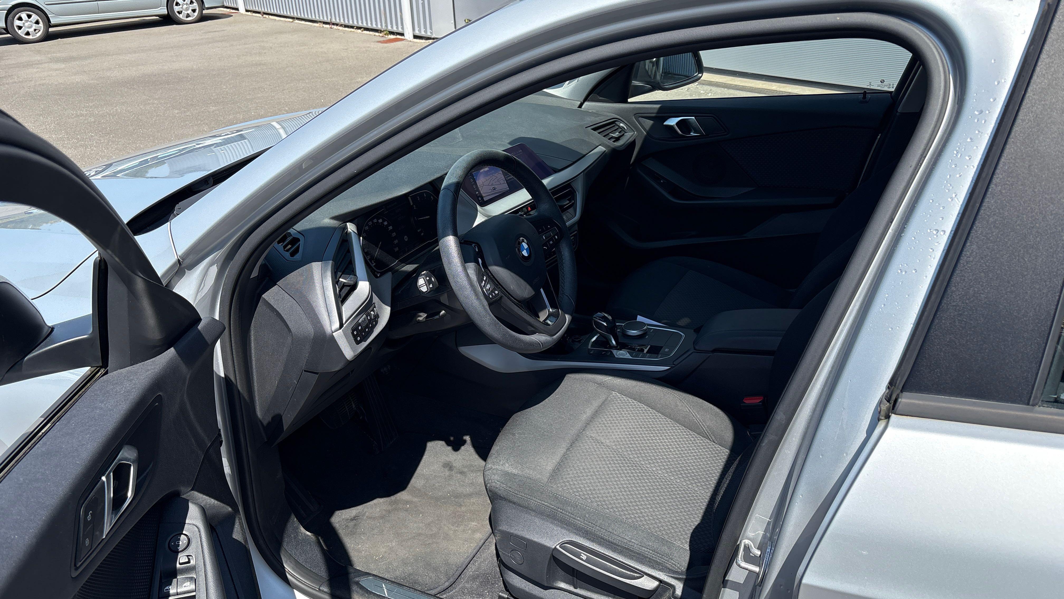 BMW 116i 109 ch DKG7 Lounge - Véhicule Occasion Océane Auto