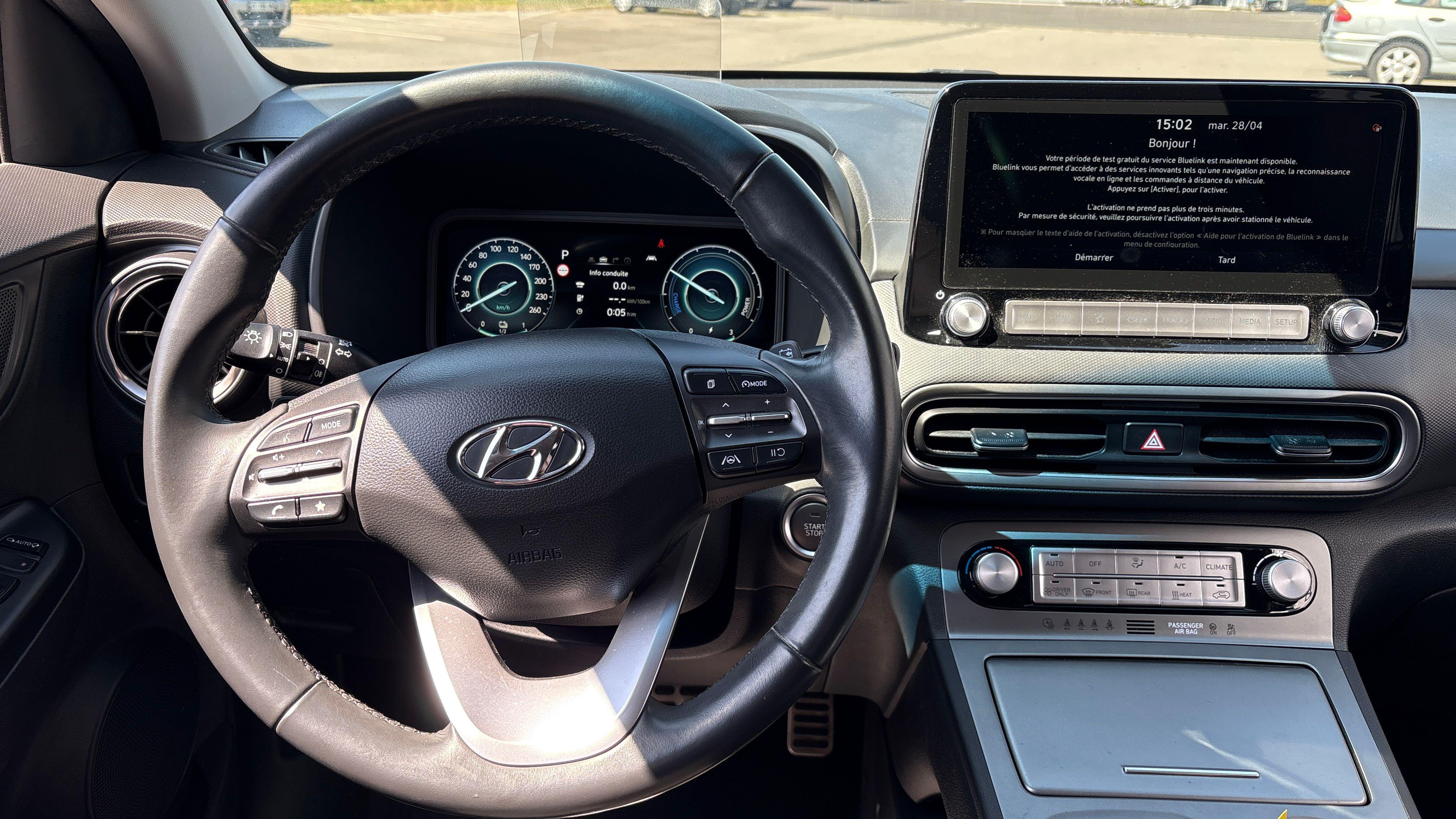 HYUNDAI Kona Electrique 64 kWh - 204 ch Creative - Véhicule Occasion Océane Auto