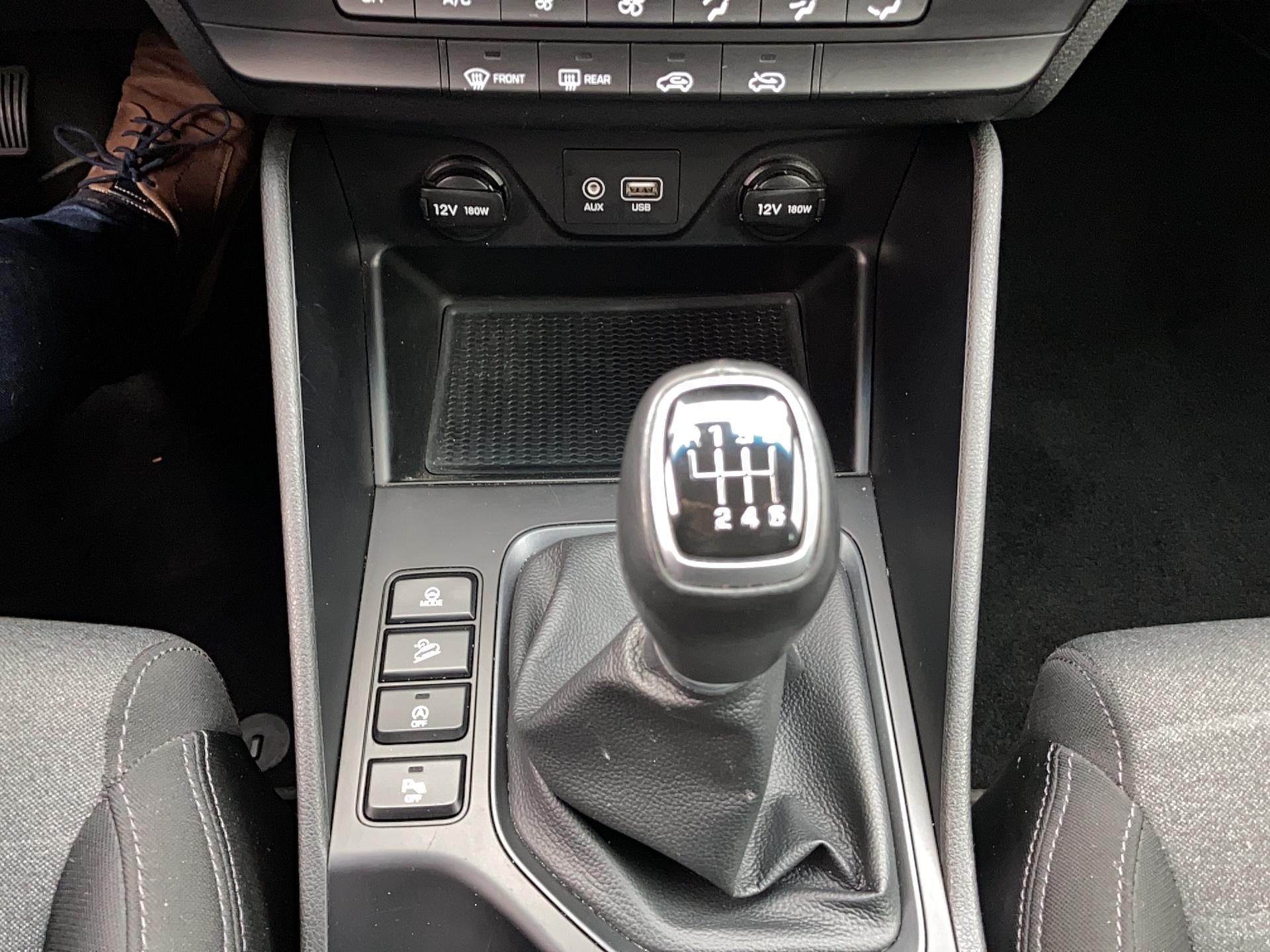 HYUNDAI Tucson 1.6 CRDi 115 Business - Véhicule Occasion Océane Auto