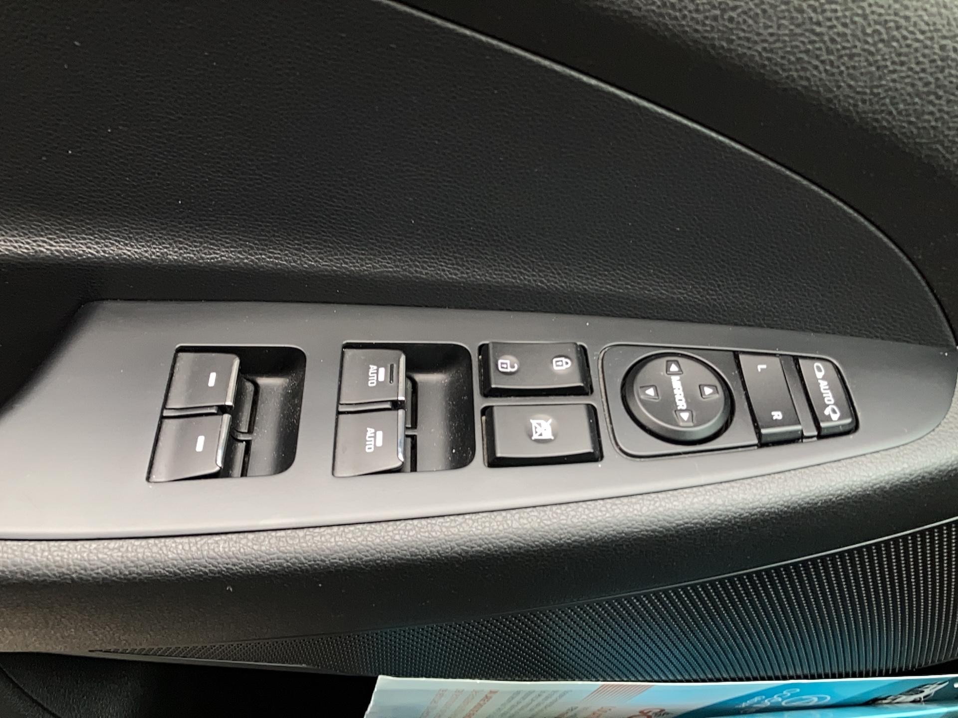 HYUNDAI Tucson 1.6 CRDi 115 Business - Véhicule Occasion Océane Auto