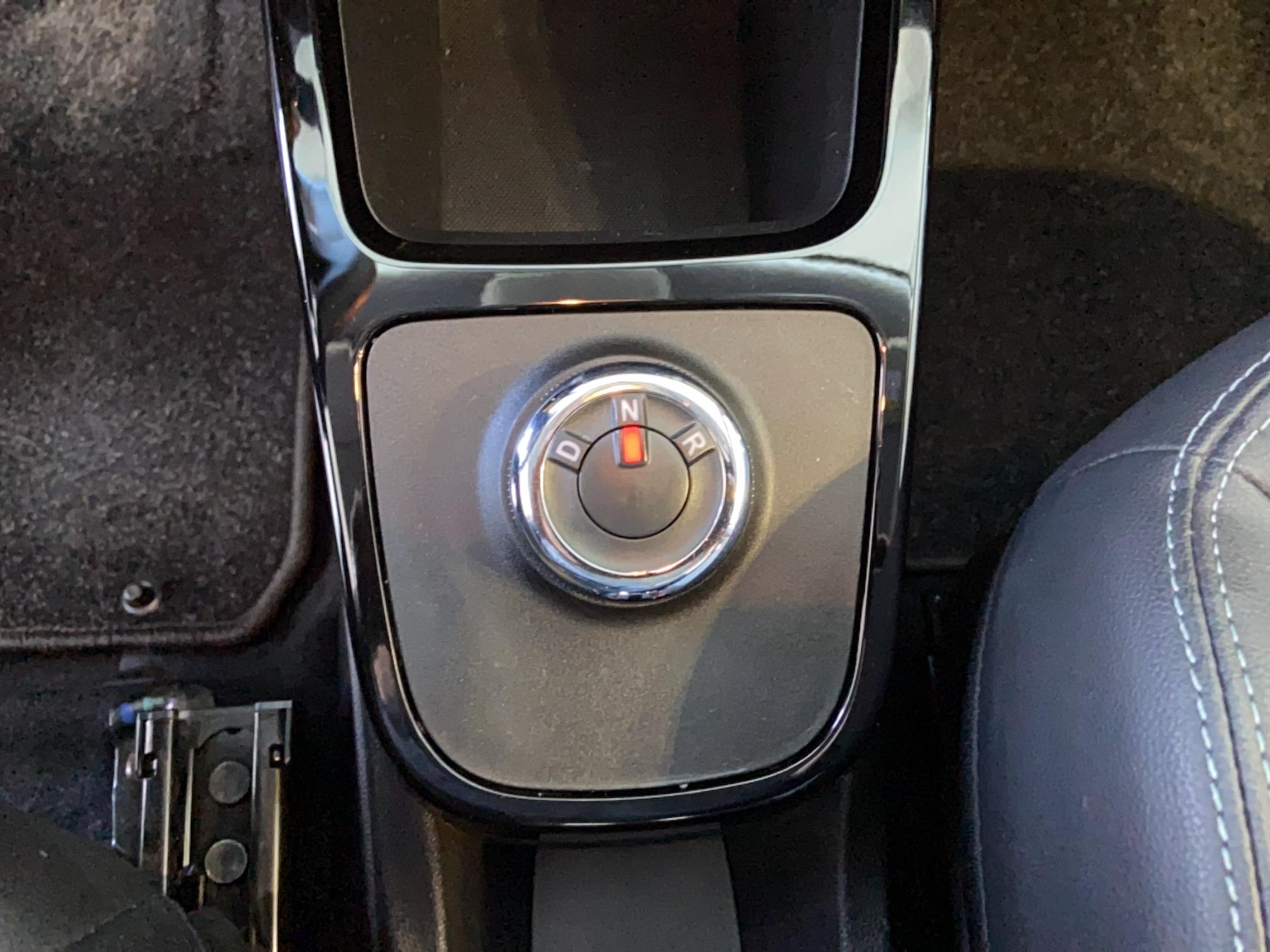 DACIA Spring Expression - Véhicule Occasion - Océane Auto DACIA Spring Expression - Véhicule Occasion Océane Auto