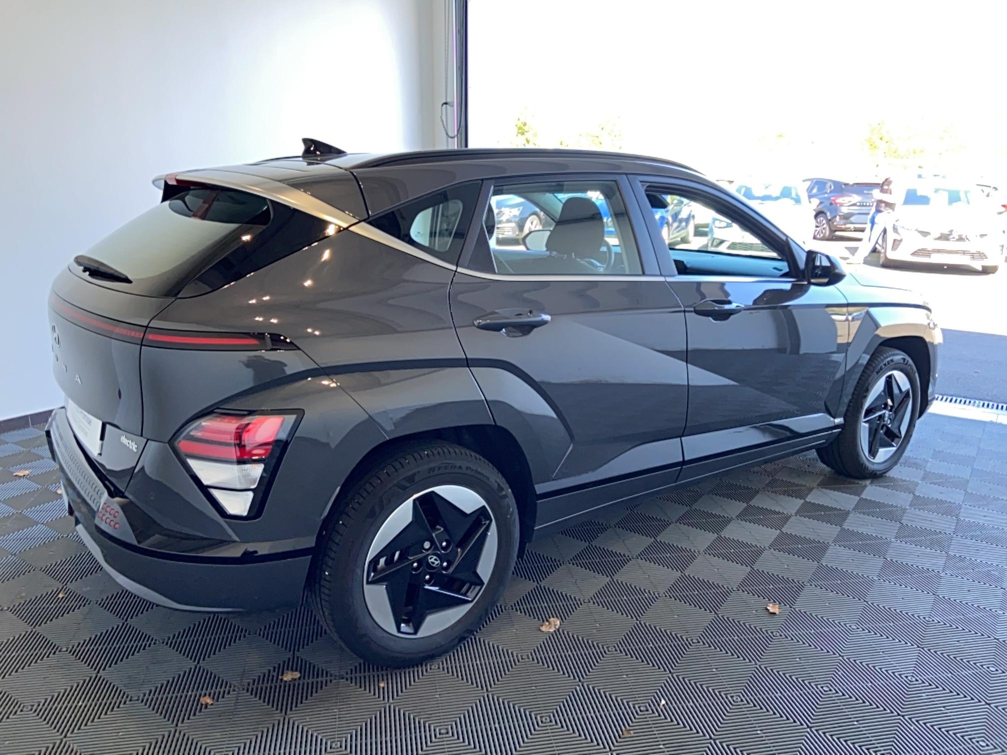 HYUNDAI Kona Electrique 48 kWh - 156 ch Intuitive - Véhicule Occasion Océane Auto