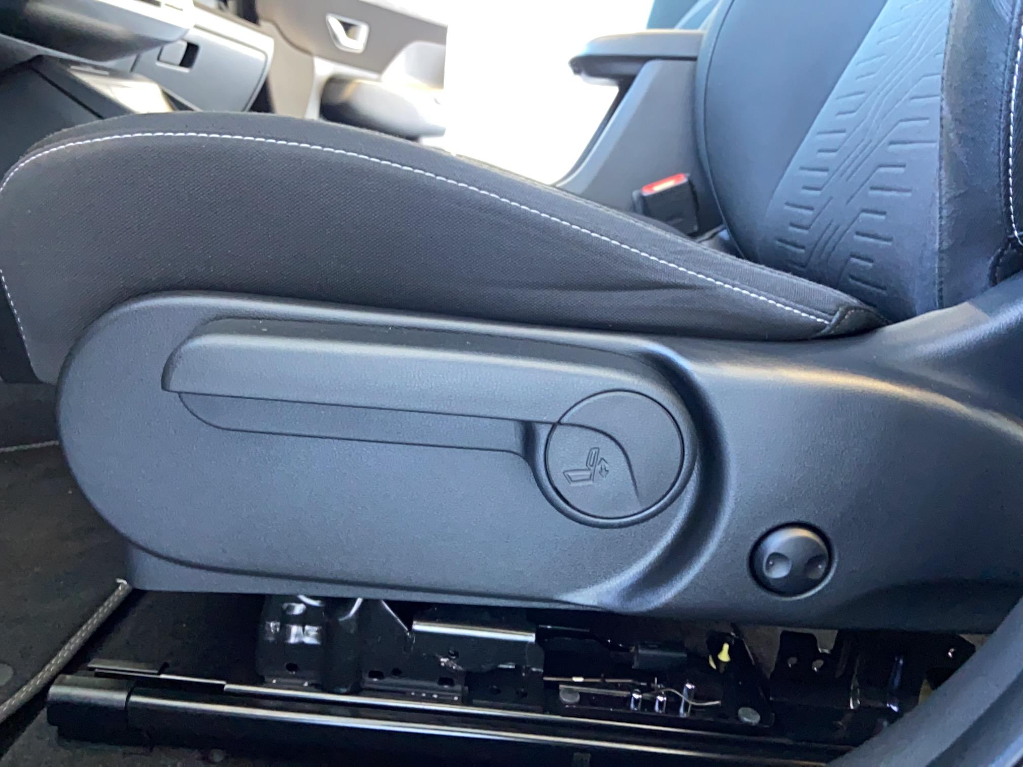 HYUNDAI Kona Electrique 48 kWh - 156 ch Intuitive - Véhicule Occasion Océane Auto