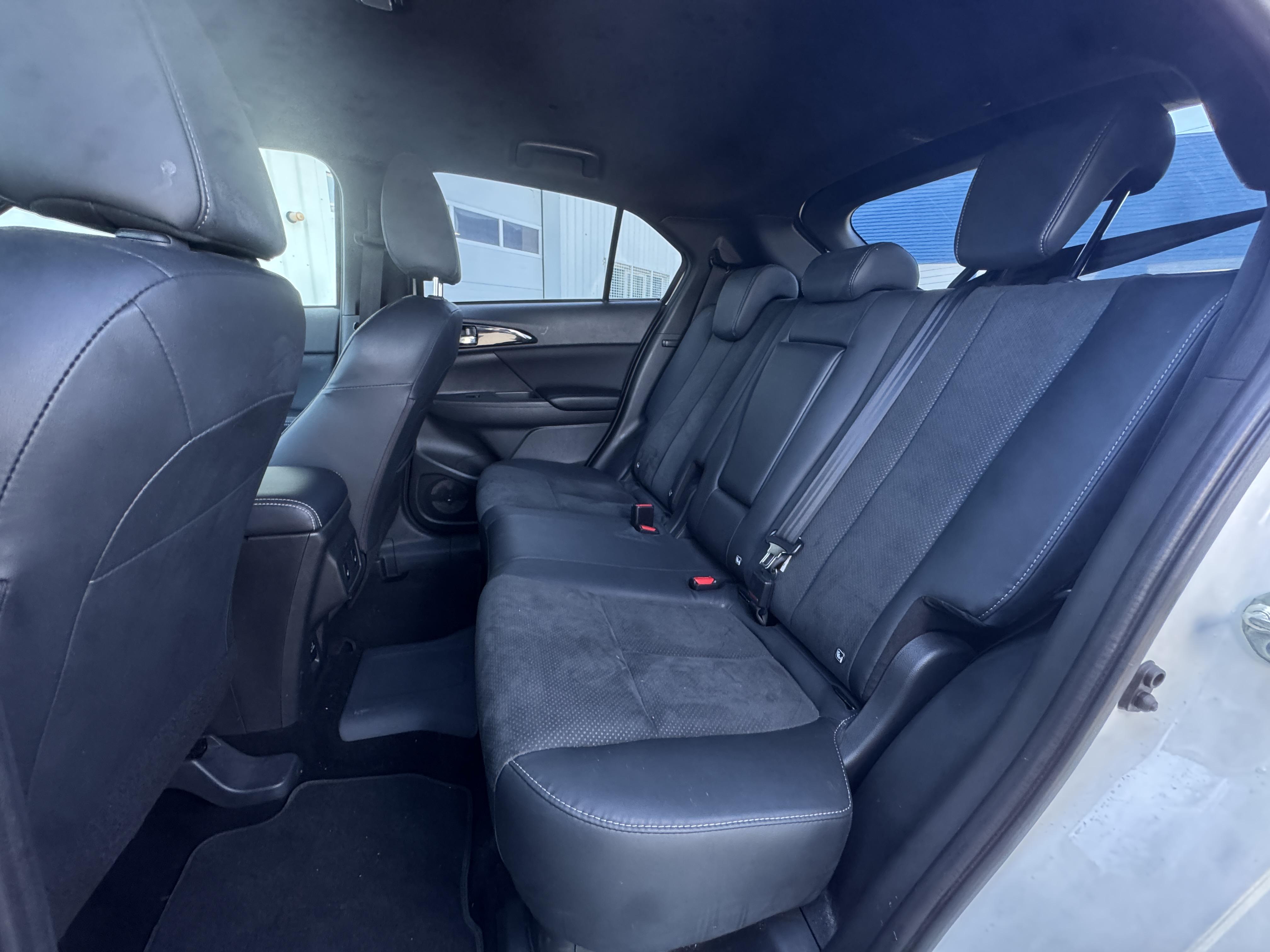 MITSUBISHI Eclipse Cross 2.4 MIVEC PHEV Twin Motor 4WD Intense - Véhicule Occasion Océane Auto