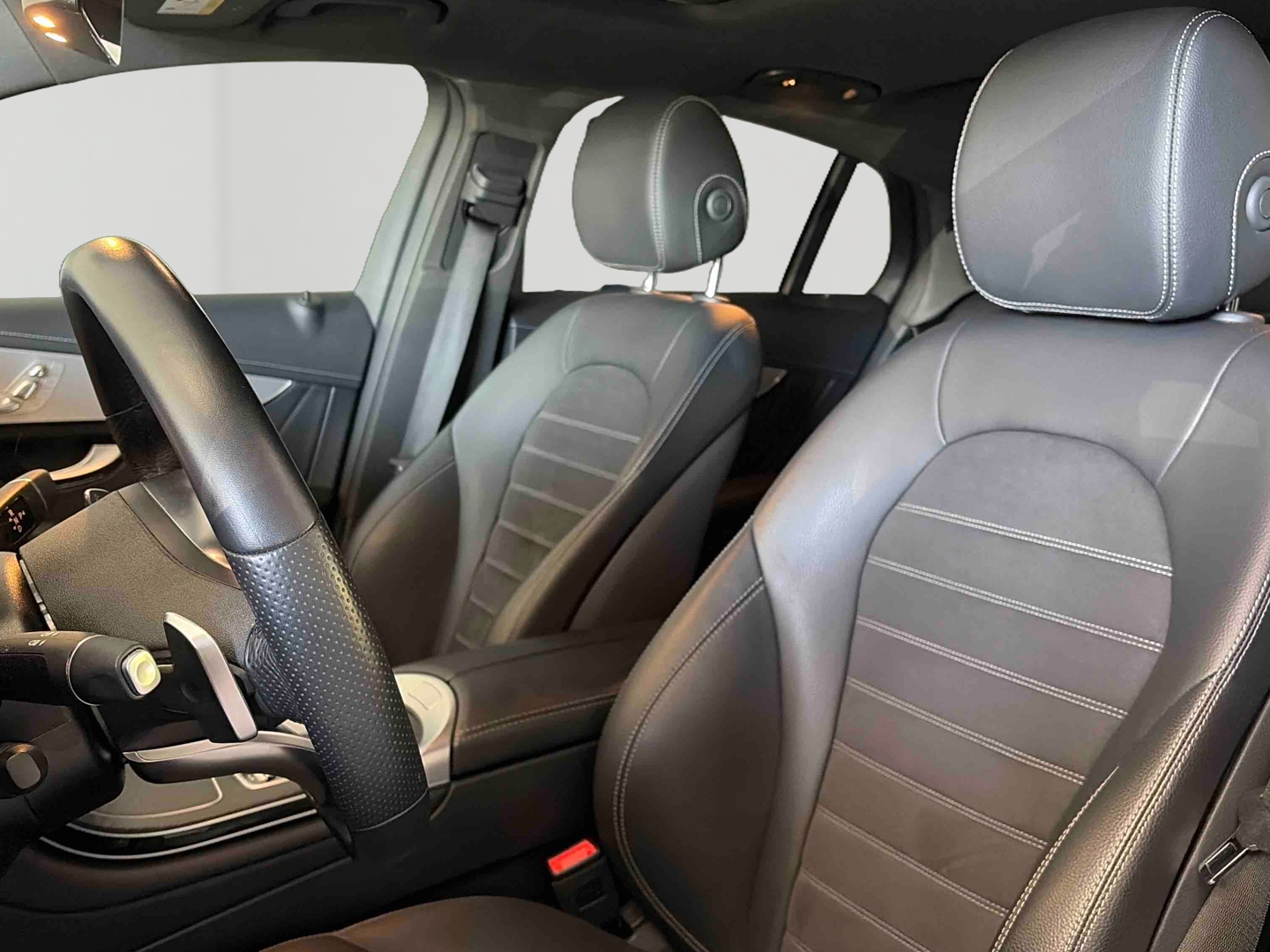 MERCEDES GLC Coupé 300 de 9G-Tronic 4Matic AMG Line - Véhicule Occasion Océane Auto