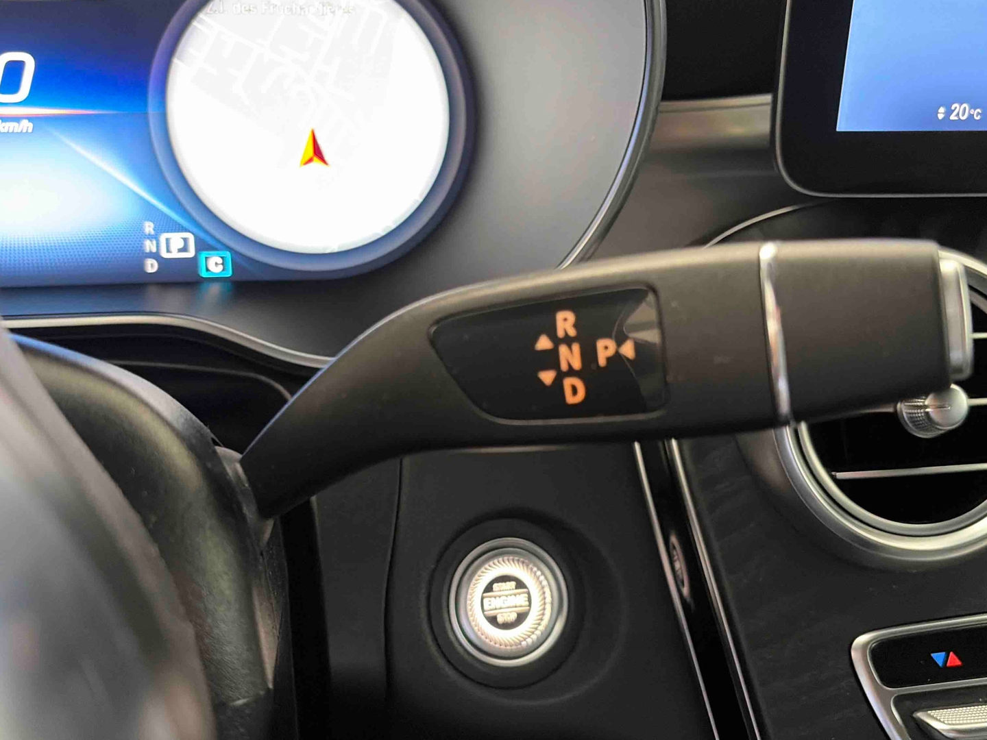 MERCEDES GLC Coupé 300 de 9G-Tronic 4Matic AMG Line - Véhicule Occasion Océane Auto