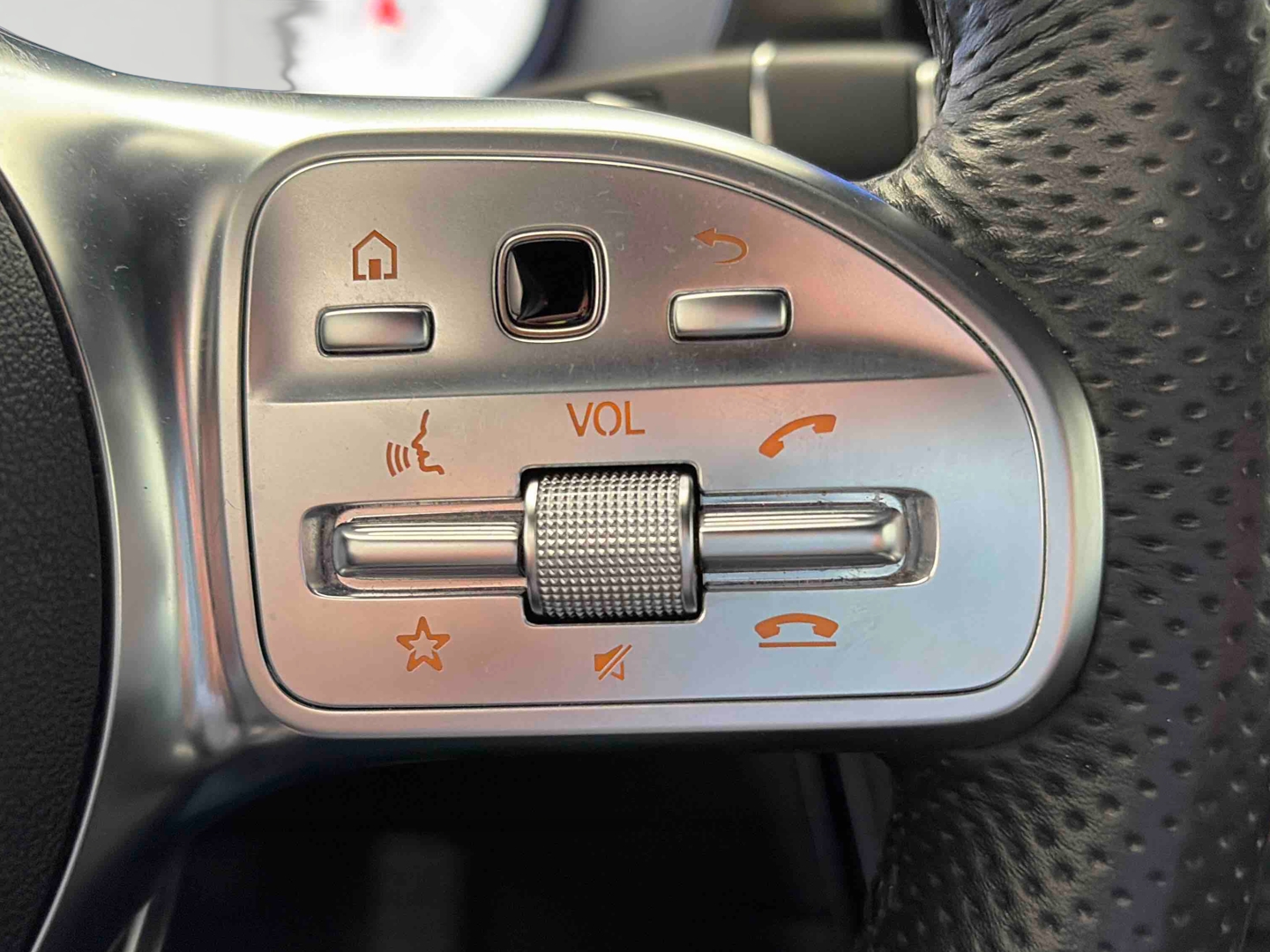 MERCEDES GLC Coupé 300 de 9G-Tronic 4Matic AMG Line - Véhicule Occasion Océane Auto