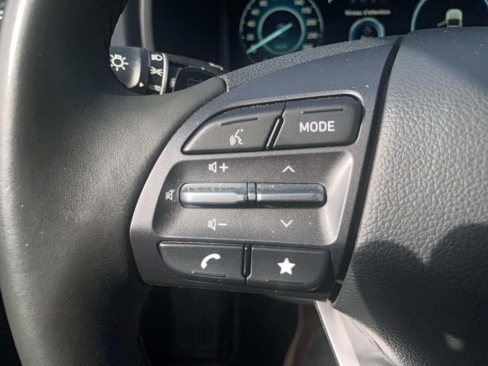 HYUNDAI Kona Electrique 39 kWh - 136 ch Intuitive - Véhicule Occasion Océane Auto
