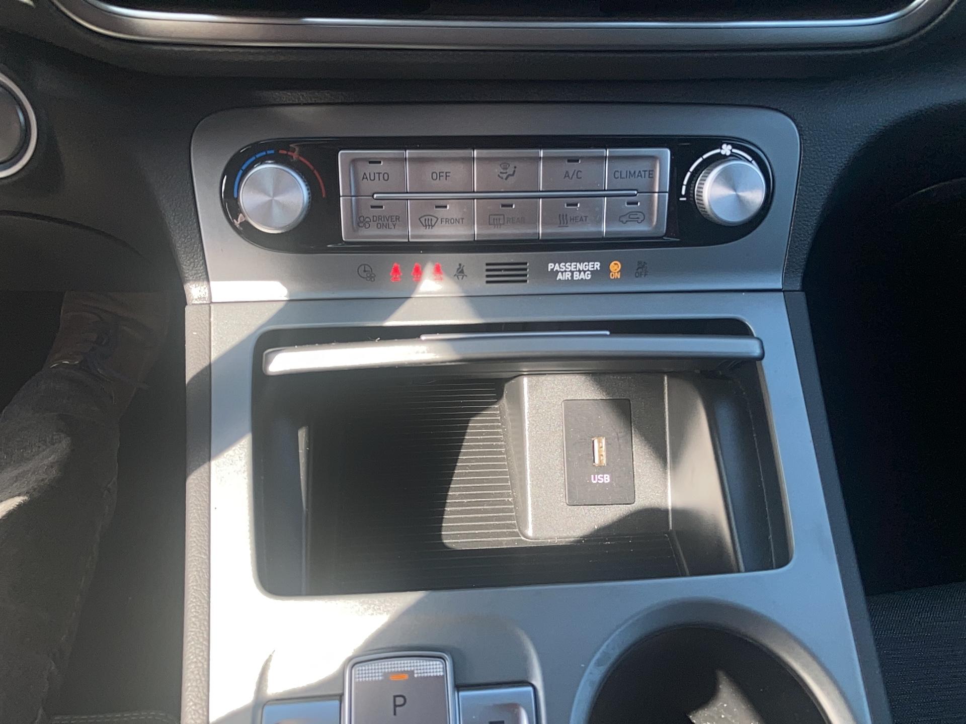 HYUNDAI Kona Electrique 39 kWh - 136 ch Intuitive - Véhicule Occasion Océane Auto