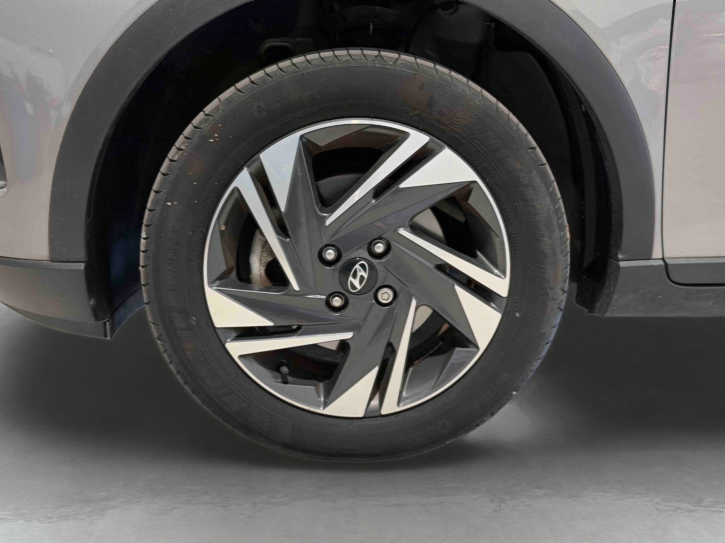 HYUNDAI Bayon 1.0 T-GDi 100 DCT-7 Hybrid 48V Intuitive - Véhicule Occasion Océane Auto