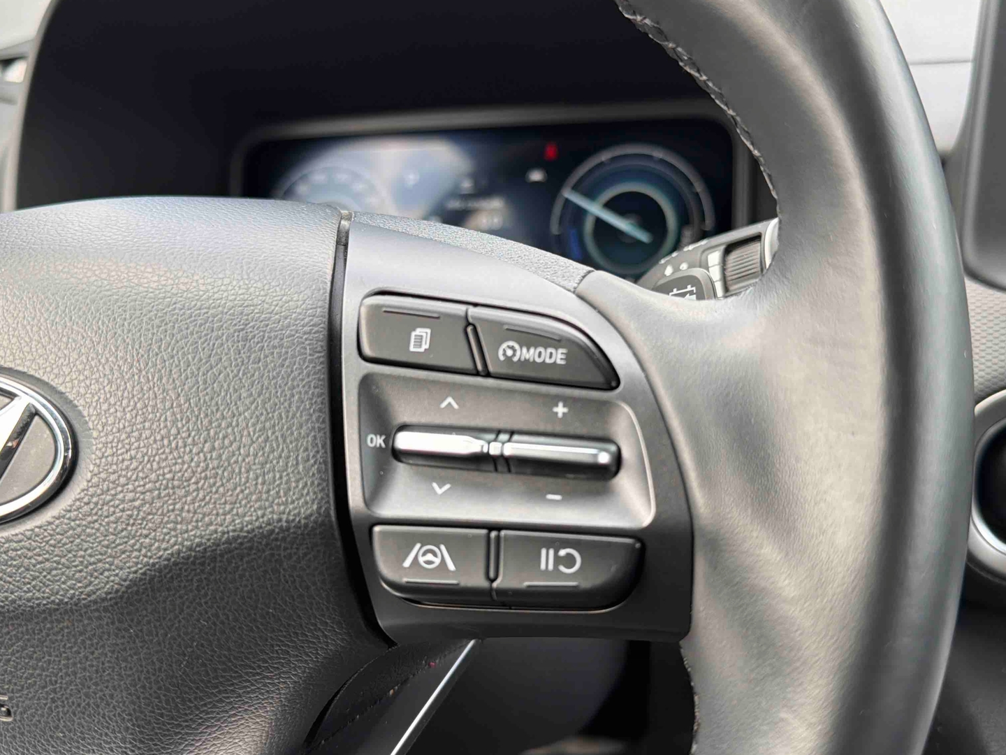 HYUNDAI Kona Electrique 64 kWh - 204 ch Intuitive - Véhicule Occasion Océane Auto