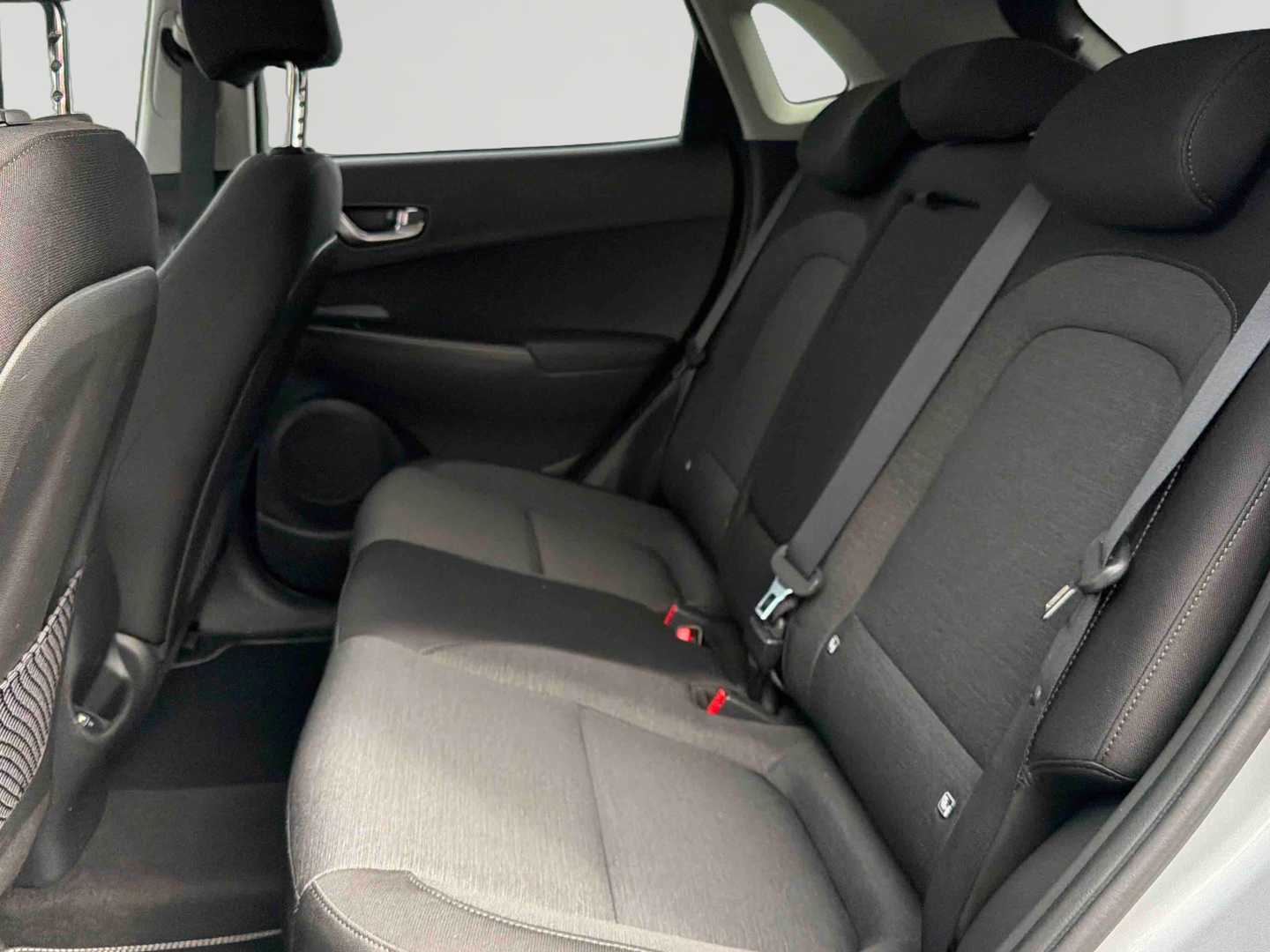 HYUNDAI Kona Electrique 64 kWh - 204 ch Intuitive - Véhicule Occasion Océane Auto