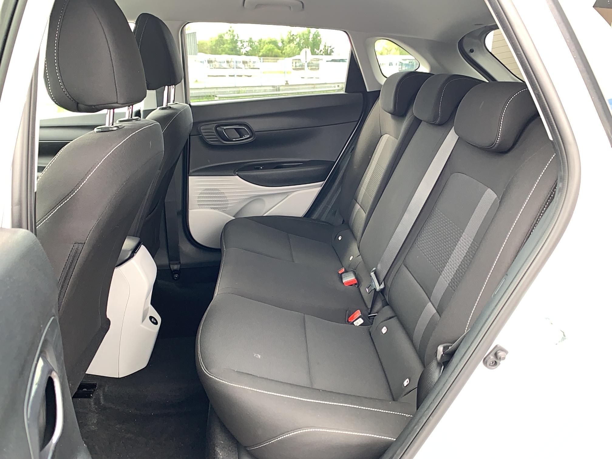 HYUNDAI i20 1.0 T-GDi 100 DCT-7 Hybrid 48V Intuitive - Véhicule Occasion - Océane Auto HYUNDAI i20 1.0 T-GDi 100 DCT-7 Hybrid 48V Intuitive - Véhicule Occasion Océane Auto