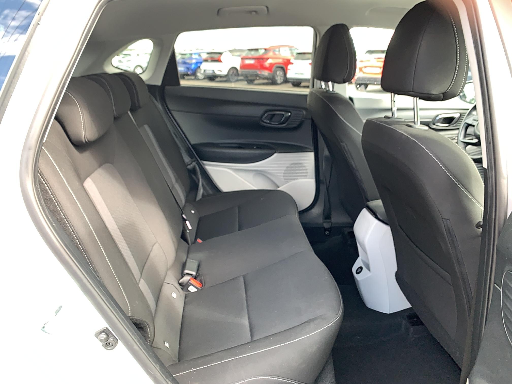 HYUNDAI i20 1.0 T-GDi 100 DCT-7 Hybrid 48V Intuitive - Véhicule Occasion - Océane Auto HYUNDAI i20 1.0 T-GDi 100 DCT-7 Hybrid 48V Intuitive - Véhicule Occasion Océane Auto