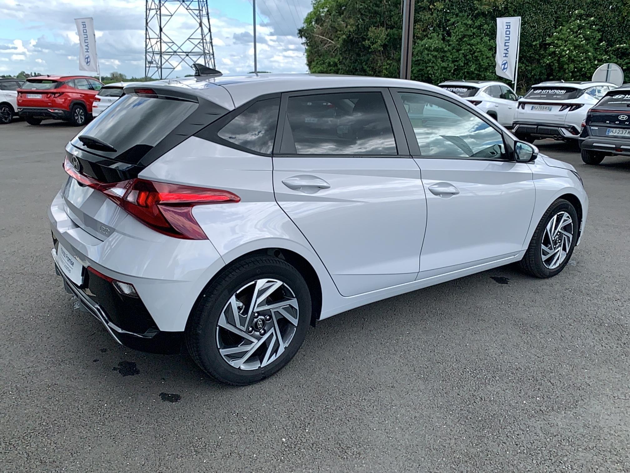 HYUNDAI i20 1.0 T-GDi 100 DCT-7 Hybrid 48V Intuitive - Véhicule Occasion - Océane Auto HYUNDAI i20 1.0 T-GDi 100 DCT-7 Hybrid 48V Intuitive - Véhicule Occasion Océane Auto