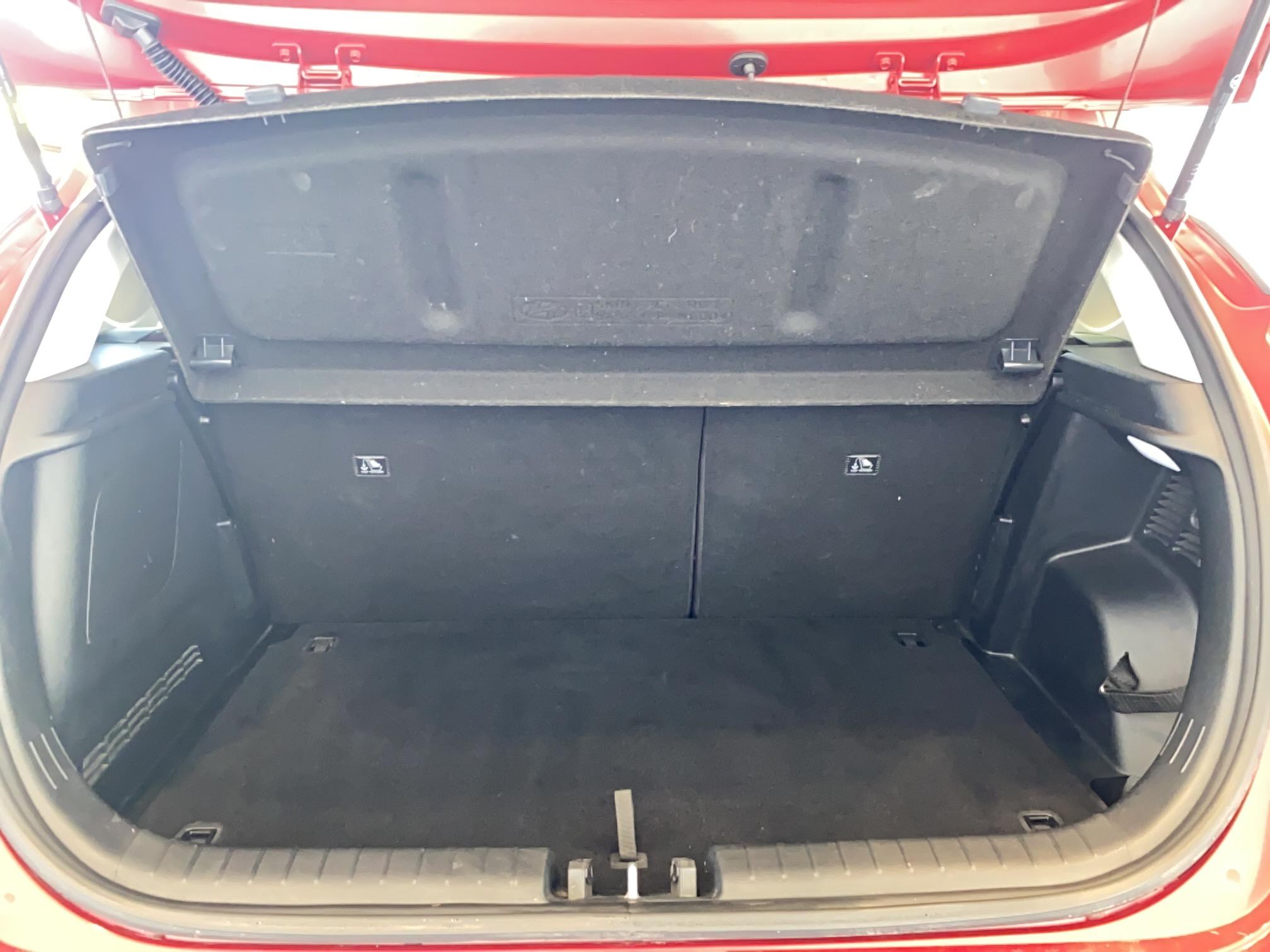 HYUNDAI i20 1.0 T-GDi 100 Hybrid 48V Business - Véhicule Occasion Océane Auto