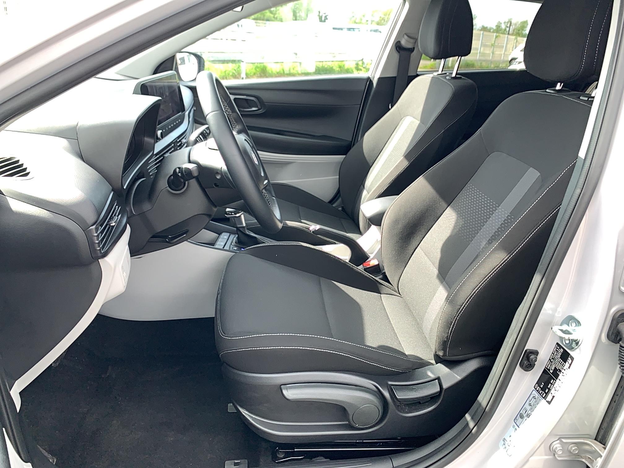 HYUNDAI i20 1.0 T-GDi 100 DCT-7 Hybrid 48V Intuitive - Véhicule Occasion - Océane Auto HYUNDAI i20 1.0 T-GDi 100 DCT-7 Hybrid 48V Intuitive - Véhicule Occasion Océane Auto