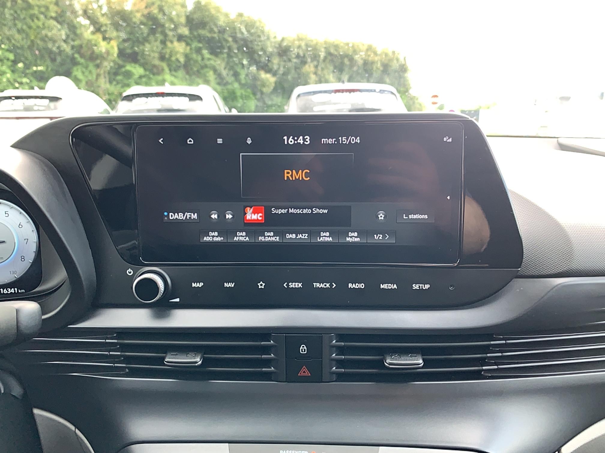 HYUNDAI i20 1.0 T-GDi 100 DCT-7 Hybrid 48V Intuitive - Véhicule Occasion - Océane Auto HYUNDAI i20 1.0 T-GDi 100 DCT-7 Hybrid 48V Intuitive - Véhicule Occasion Océane Auto