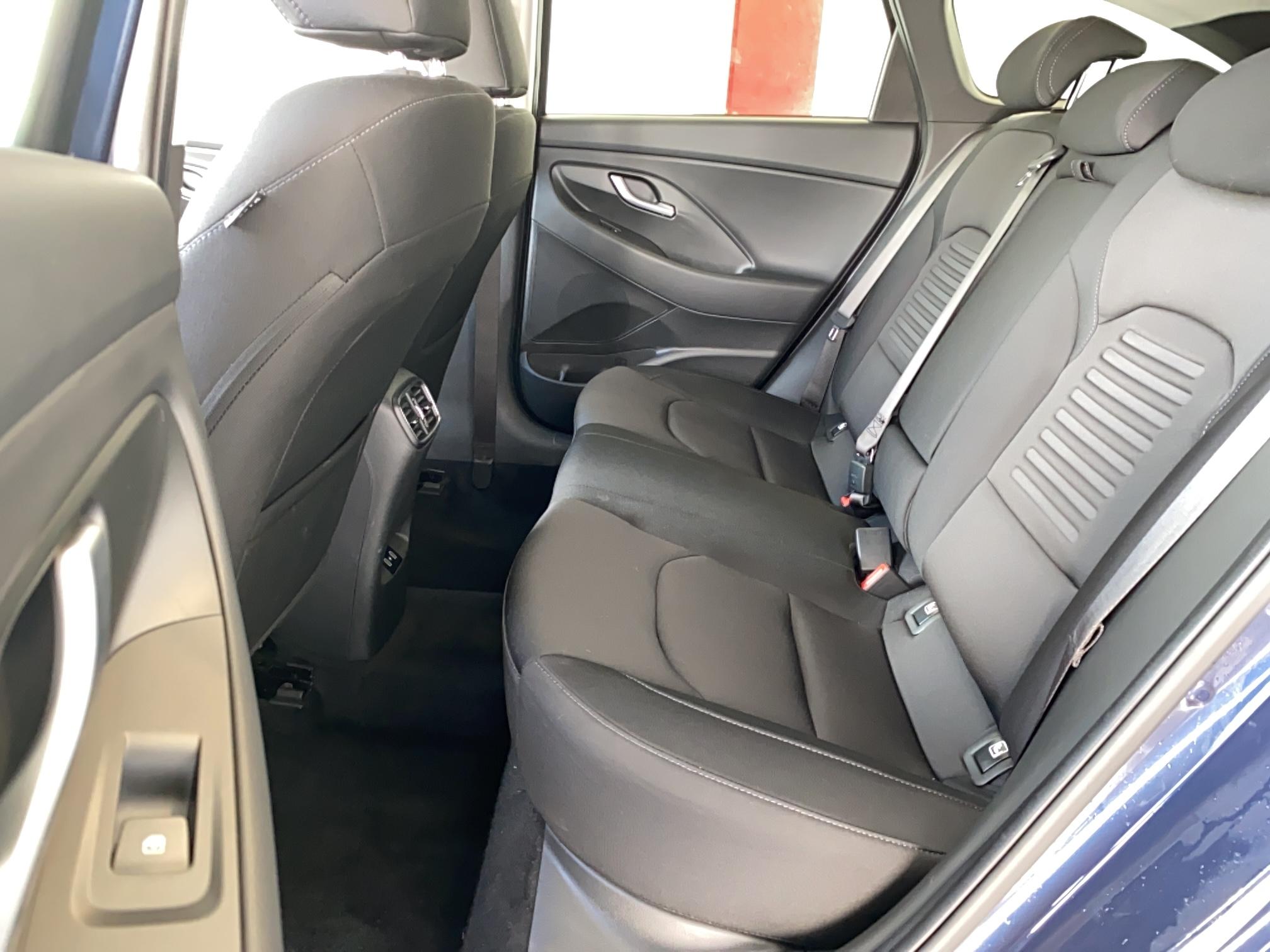 HYUNDAI i30 SW 1.0 T-GDi 100 DCT-7 Creative - Véhicule Occasion - Océane Auto HYUNDAI i30 SW 1.0 T-GDi 100 DCT-7 Creative - Véhicule Occasion Océane Auto