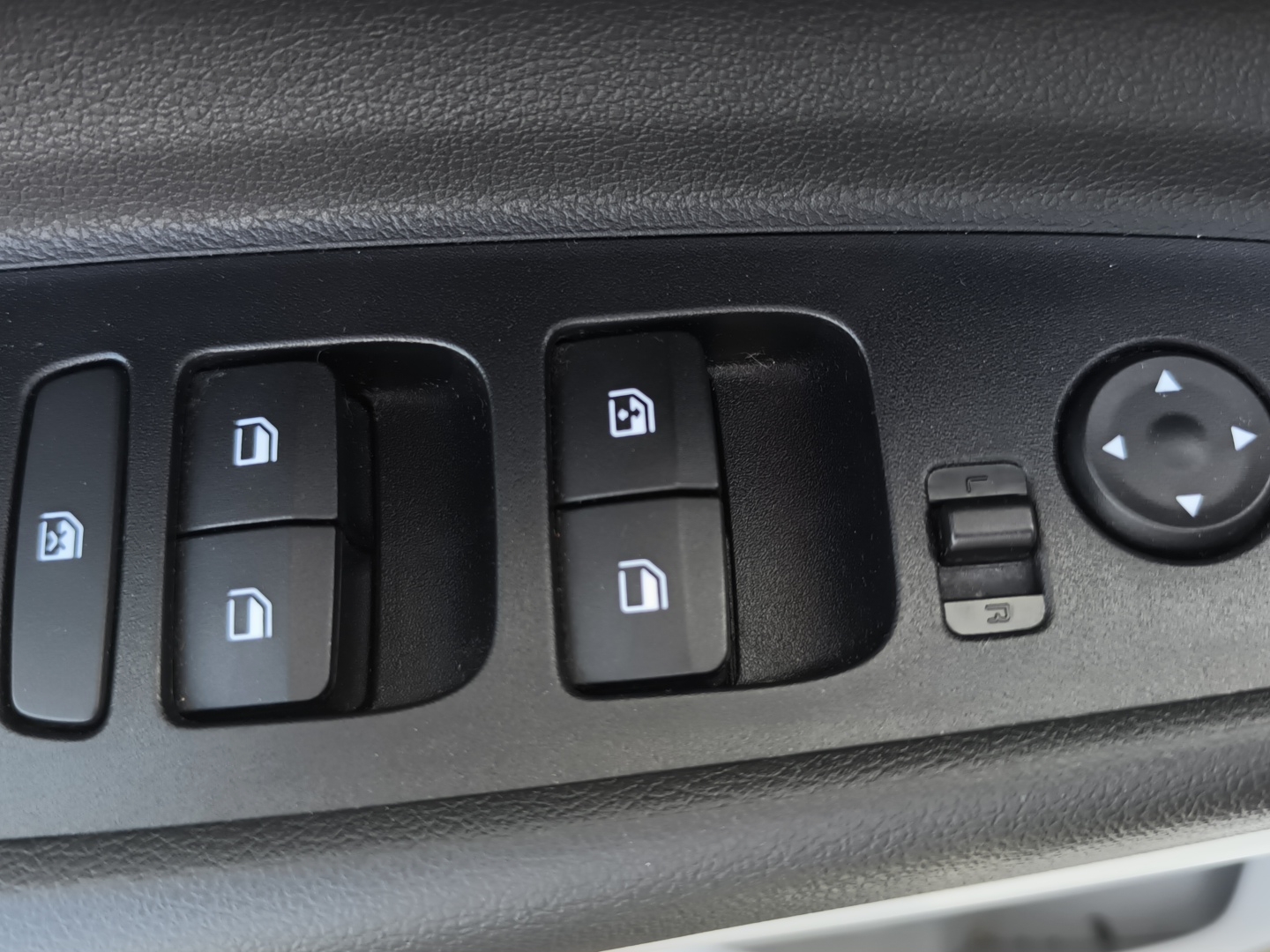 HYUNDAI i20 1.0 T-GDi 100 Hybrid 48V Intuitive - Véhicule Occasion Océane Auto