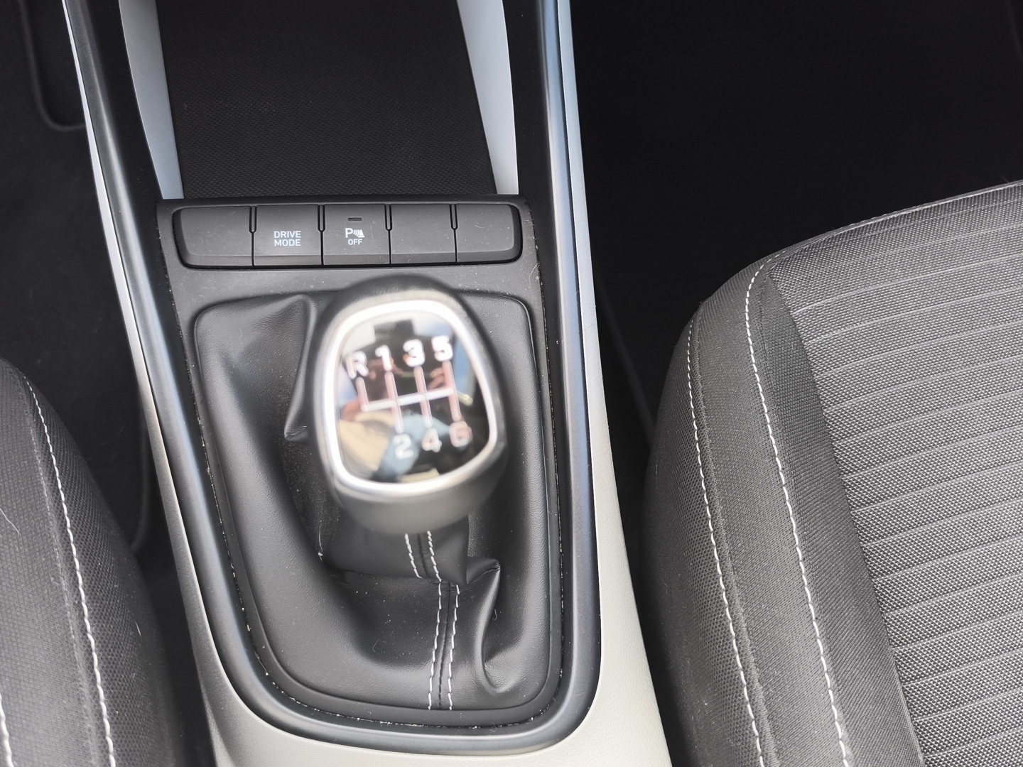 HYUNDAI i20 1.0 T-GDi 100 Hybrid 48V Intuitive - Véhicule Occasion Océane Auto