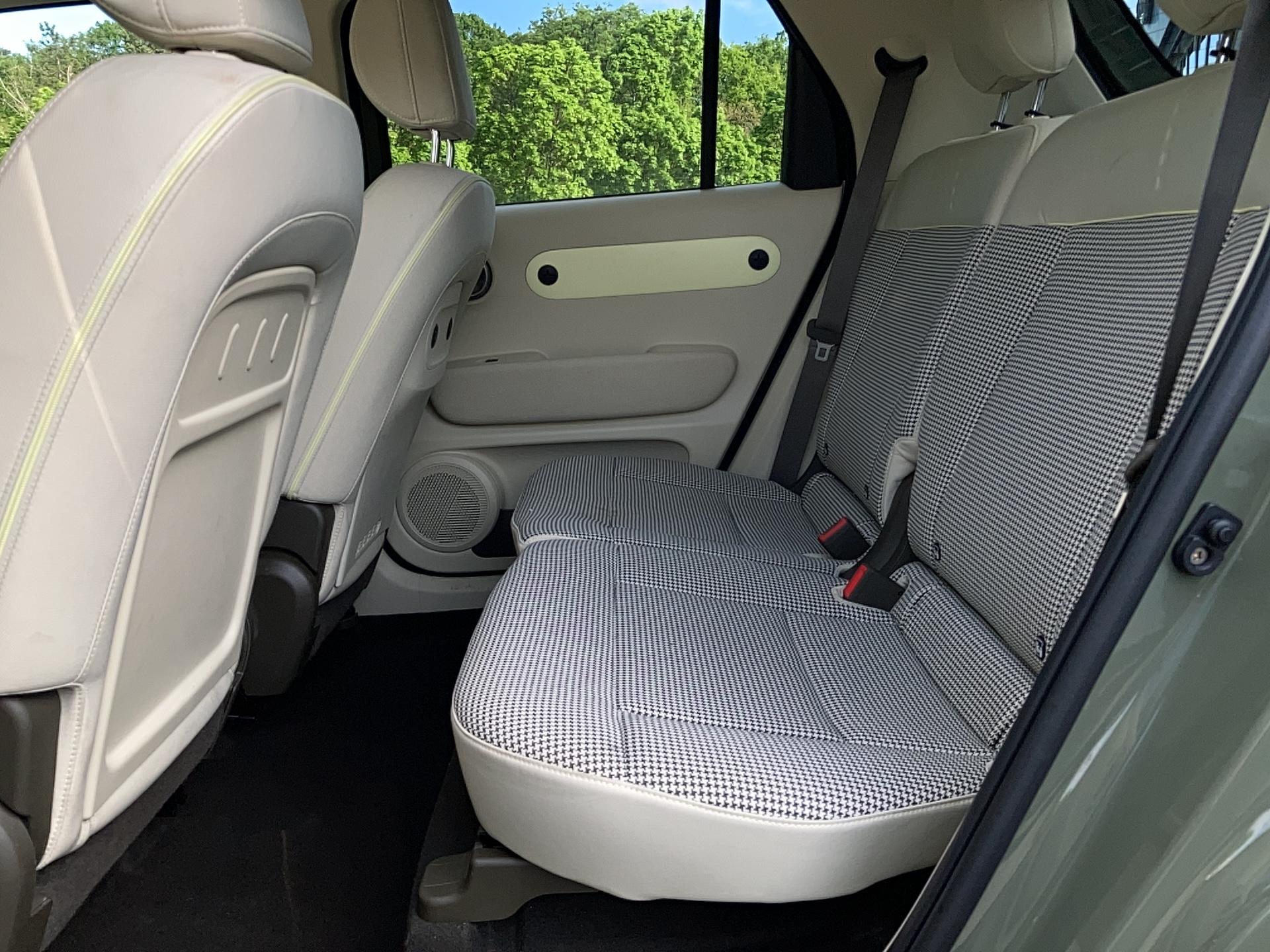 HYUNDAI Inster 49 kWh 4 pl. Creative - Véhicule Occasion Océane Auto