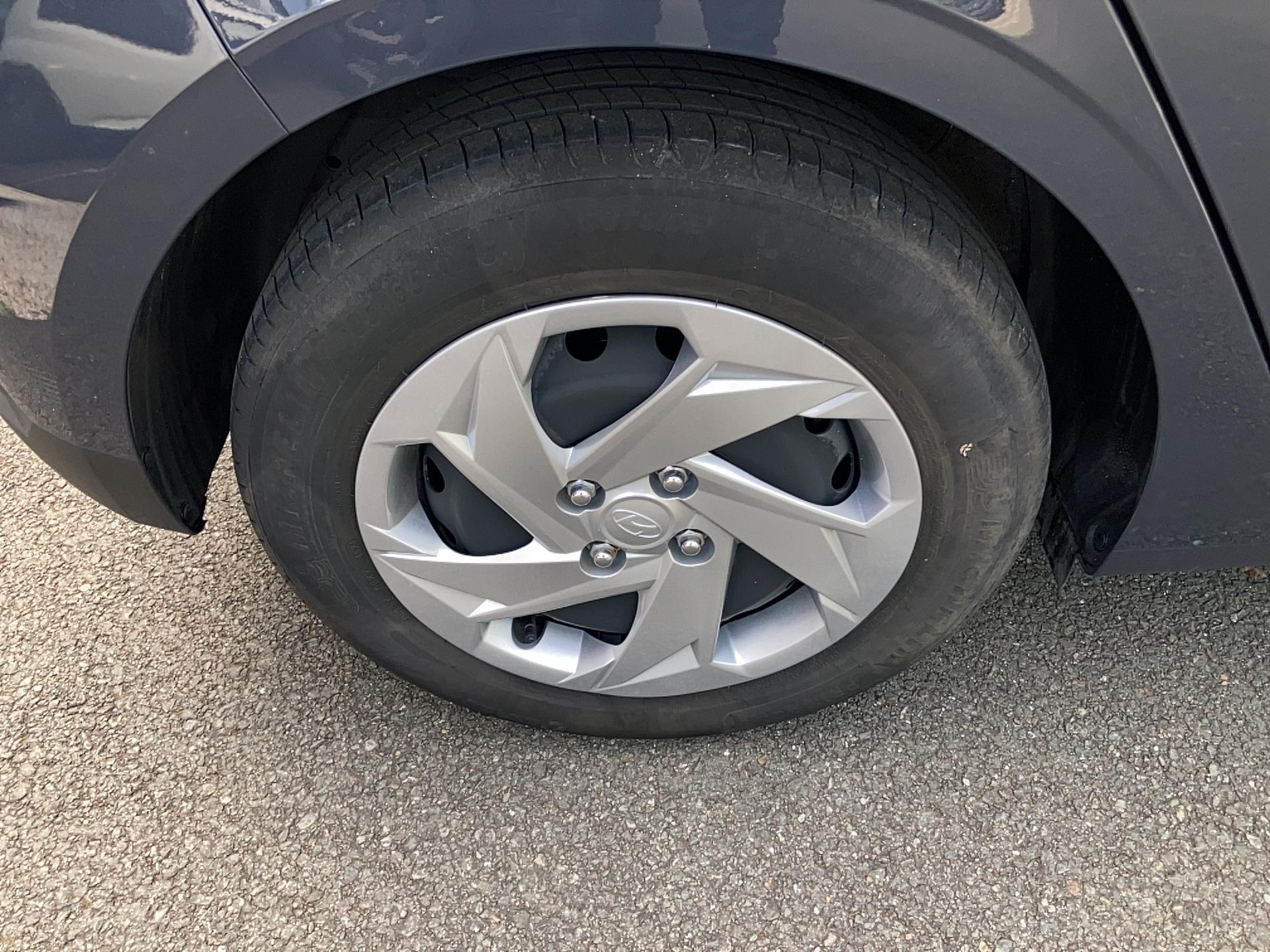 HYUNDAI i20 1.2 79 Initia - Véhicule Occasion Océane Auto