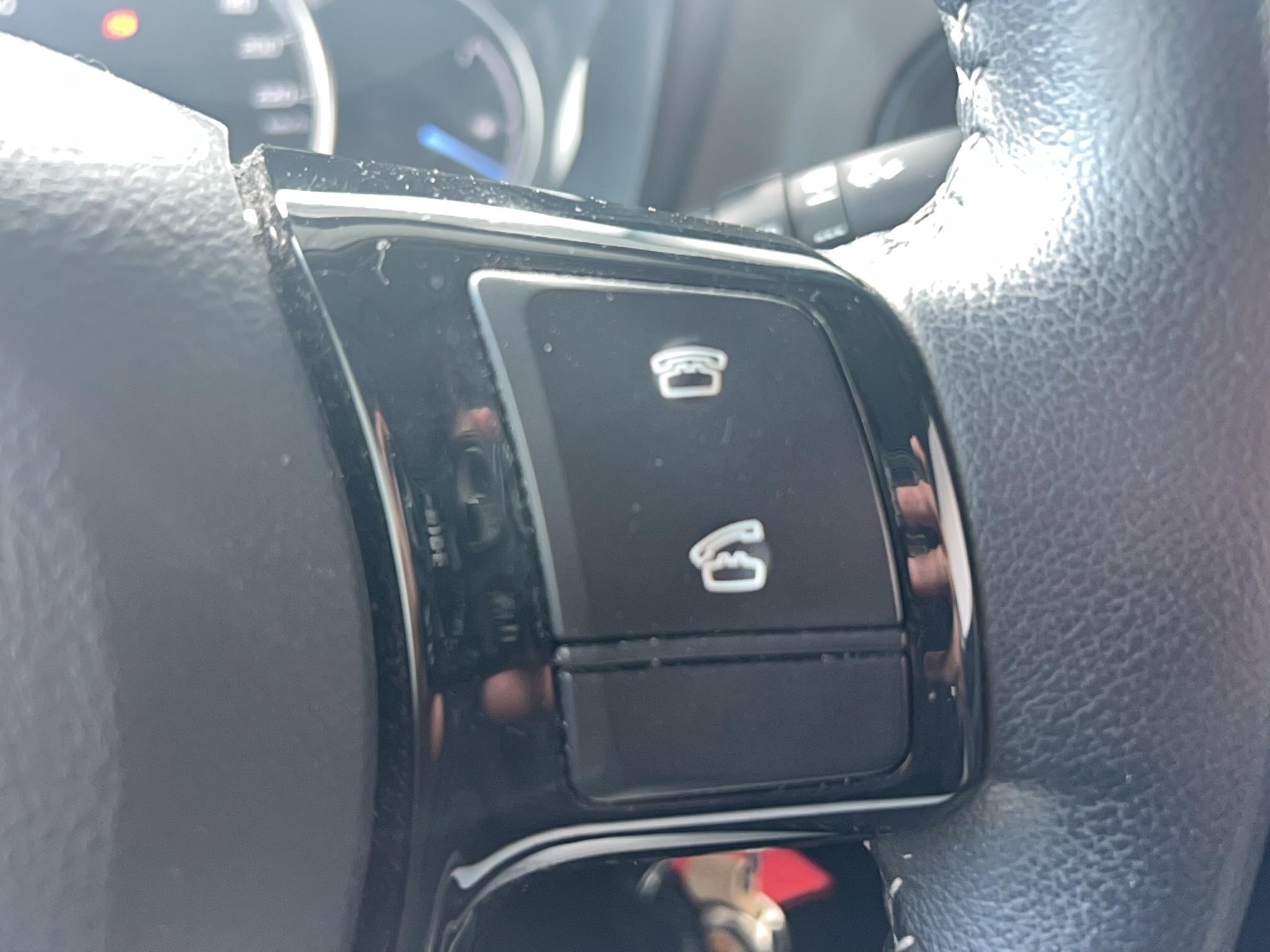 TOYOTA Yaris 70 VVT-i France - Véhicule Occasion - Océane Auto TOYOTA Yaris 70 VVT-i France - Véhicule Occasion Océane Auto