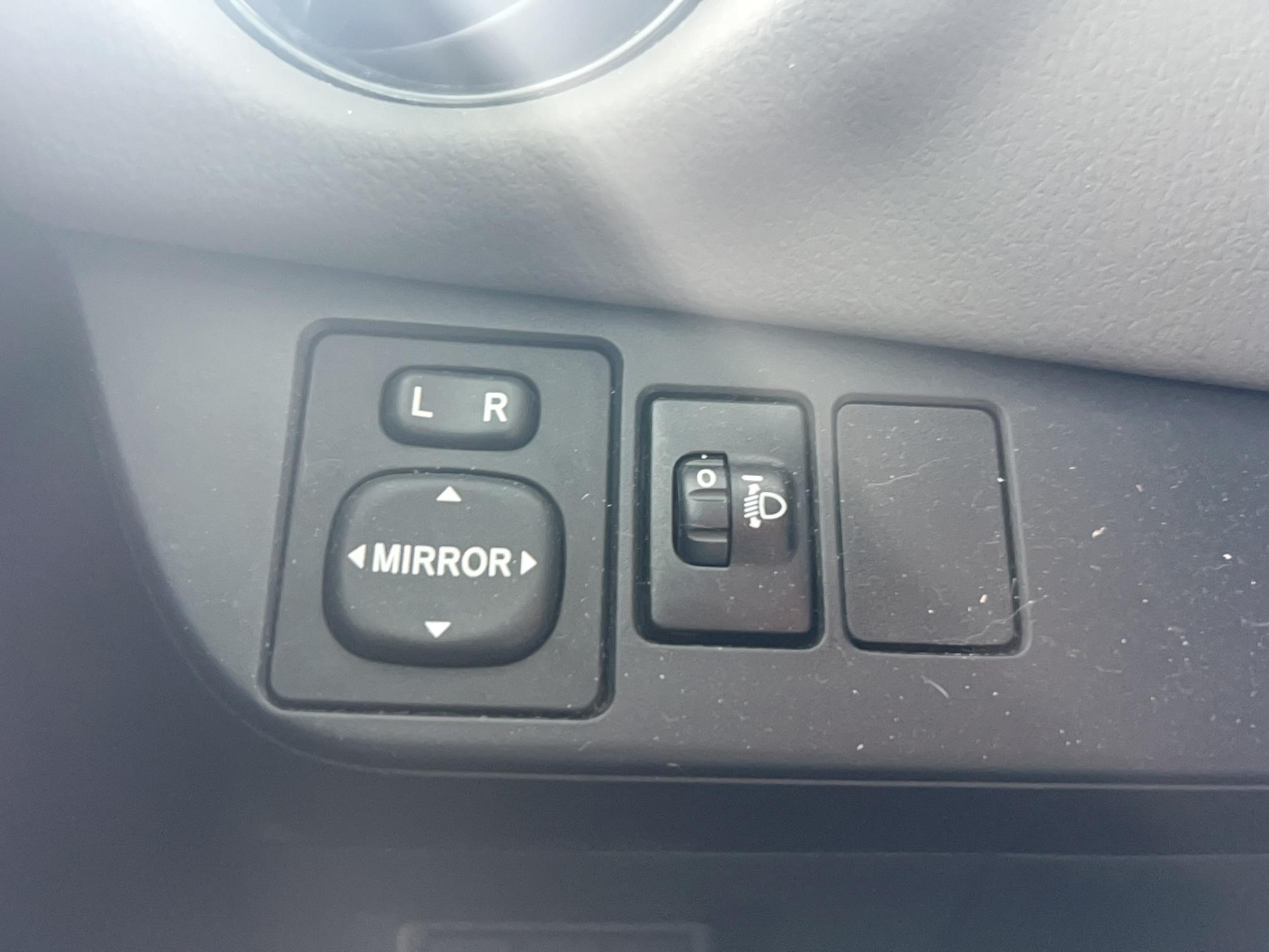 TOYOTA Yaris 70 VVT-i France - Véhicule Occasion - Océane Auto TOYOTA Yaris 70 VVT-i France - Véhicule Occasion Océane Auto