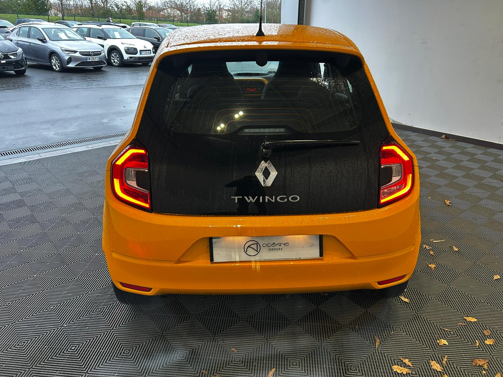 RENAULT Twingo III SCe 75 - 20 Zen - Véhicule Occasion - Océane Auto RENAULT Twingo III SCe 75 - 20 Zen - Véhicule Occasion Océane Auto