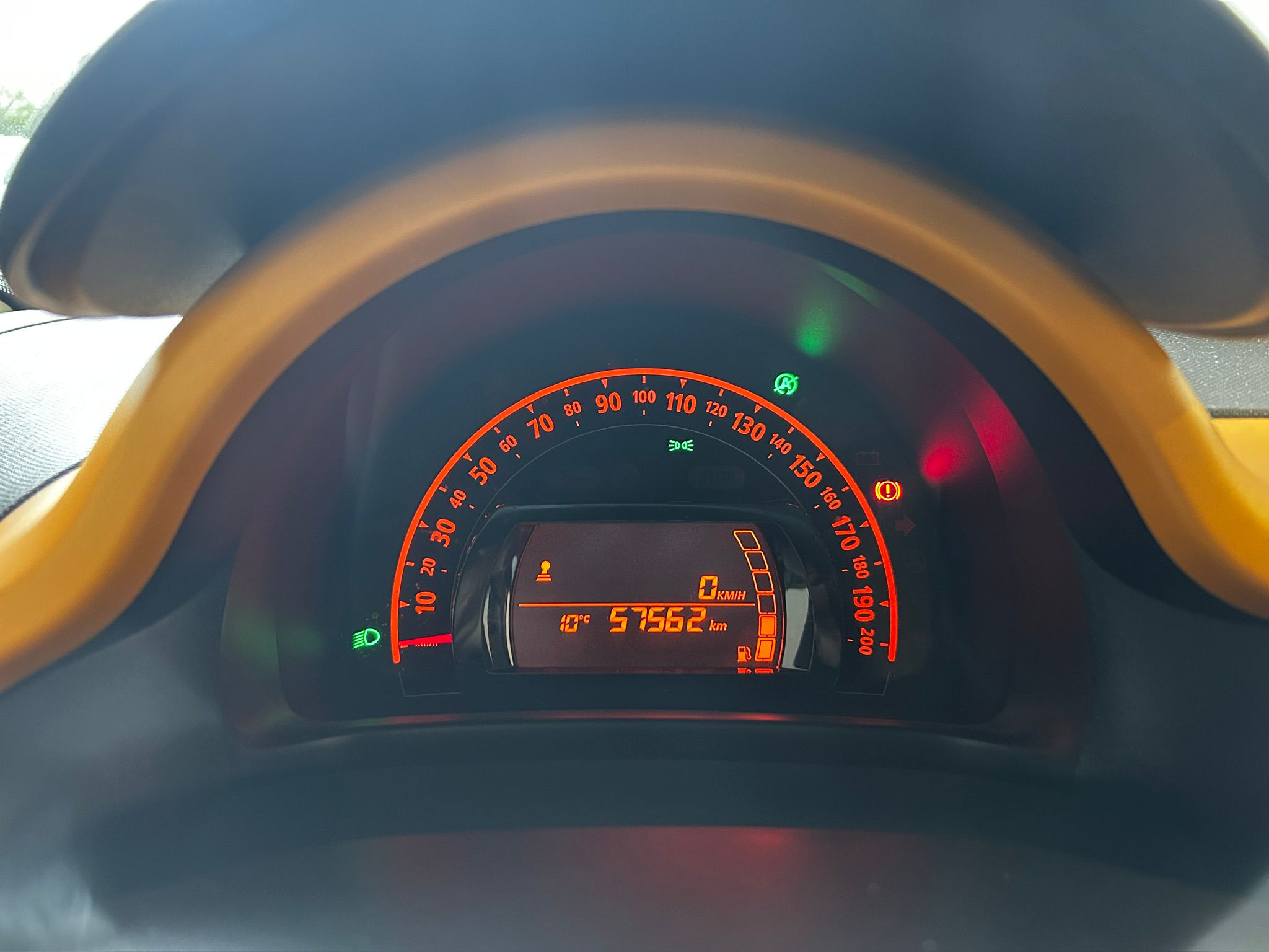 RENAULT Twingo III SCe 75 - 20 Zen - Véhicule Occasion - Océane Auto RENAULT Twingo III SCe 75 - 20 Zen - Véhicule Occasion Océane Auto