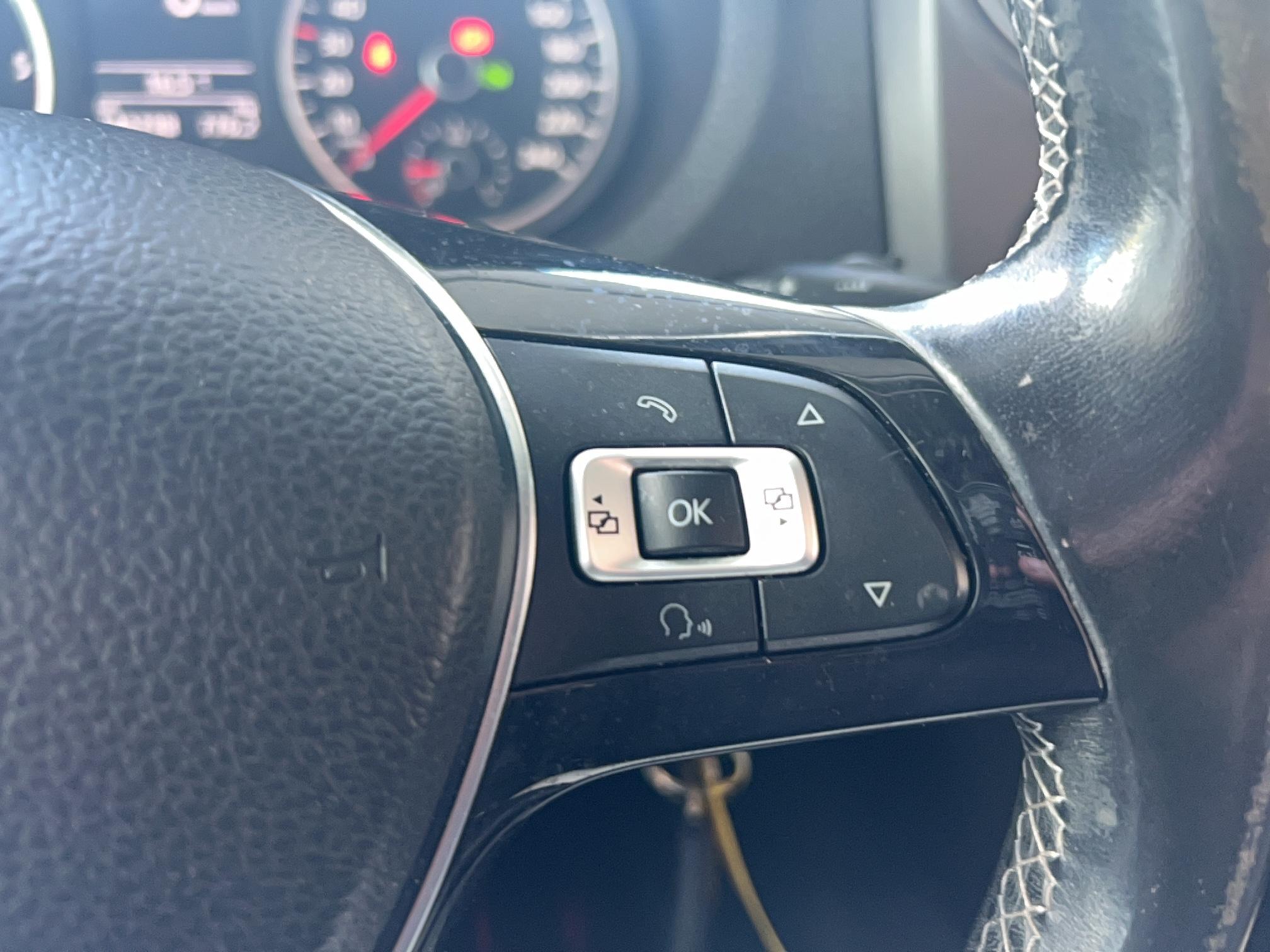 VOLKSWAGEN UTILITAIRES AMAROK DOUBLE CAB 2.0 TDI 180 FAP 4MOTION (PERMANENT) ULTIMATE A - Véhicule Occasion - Océane Auto VOLKSWAGEN UTILITAIRES AMAROK DOUBLE CAB 2.0 TDI 180 FAP 4MOTION (PERMANENT) ULTIMATE A - Véhicule Occasion Océane Auto