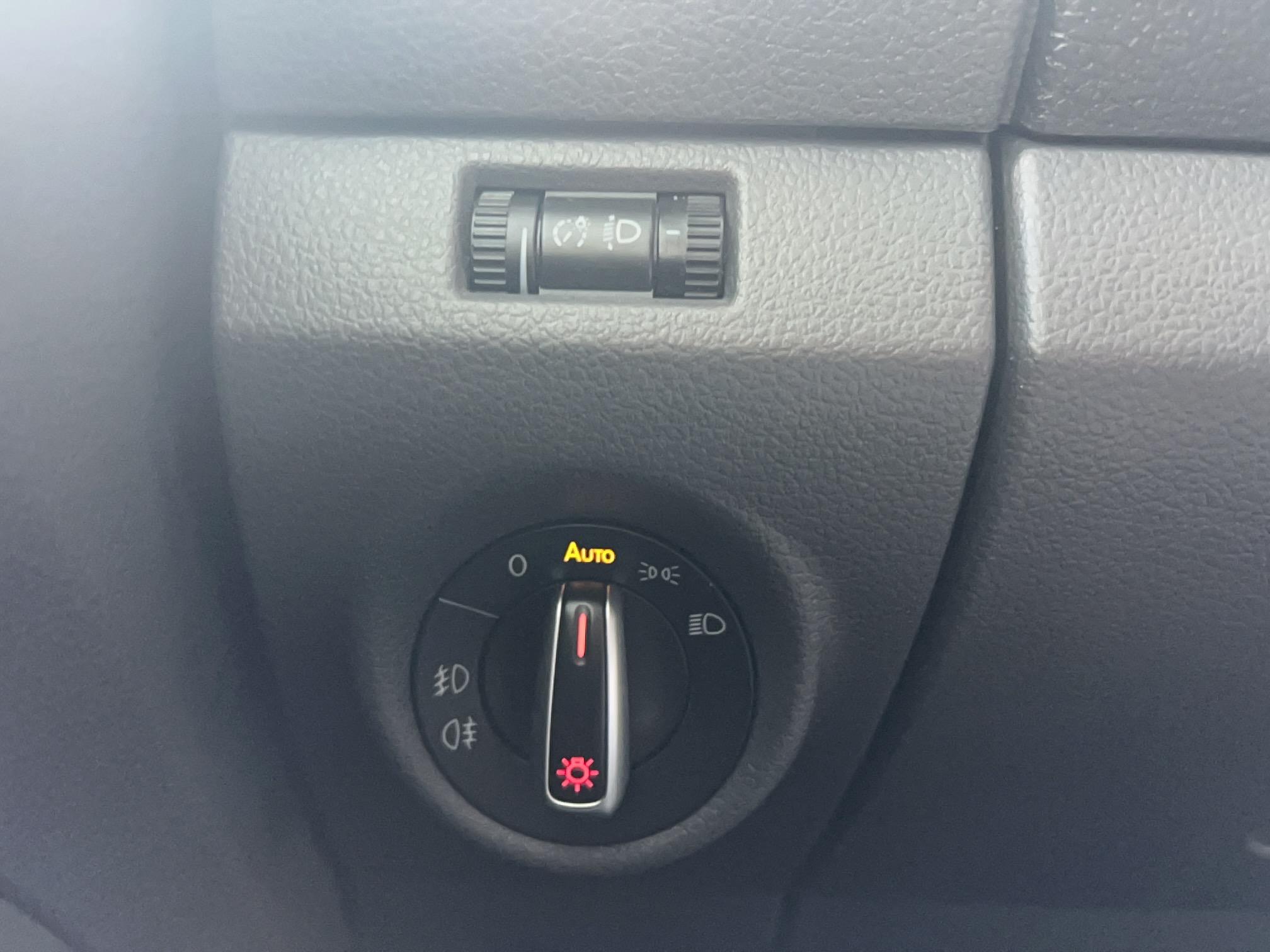 VOLKSWAGEN UTILITAIRES AMAROK DOUBLE CAB 2.0 TDI 180 FAP 4MOTION (PERMANENT) ULTIMATE A - Véhicule Occasion - Océane Auto VOLKSWAGEN UTILITAIRES AMAROK DOUBLE CAB 2.0 TDI 180 FAP 4MOTION (PERMANENT) ULTIMATE A - Véhicule Occasion Océane Auto